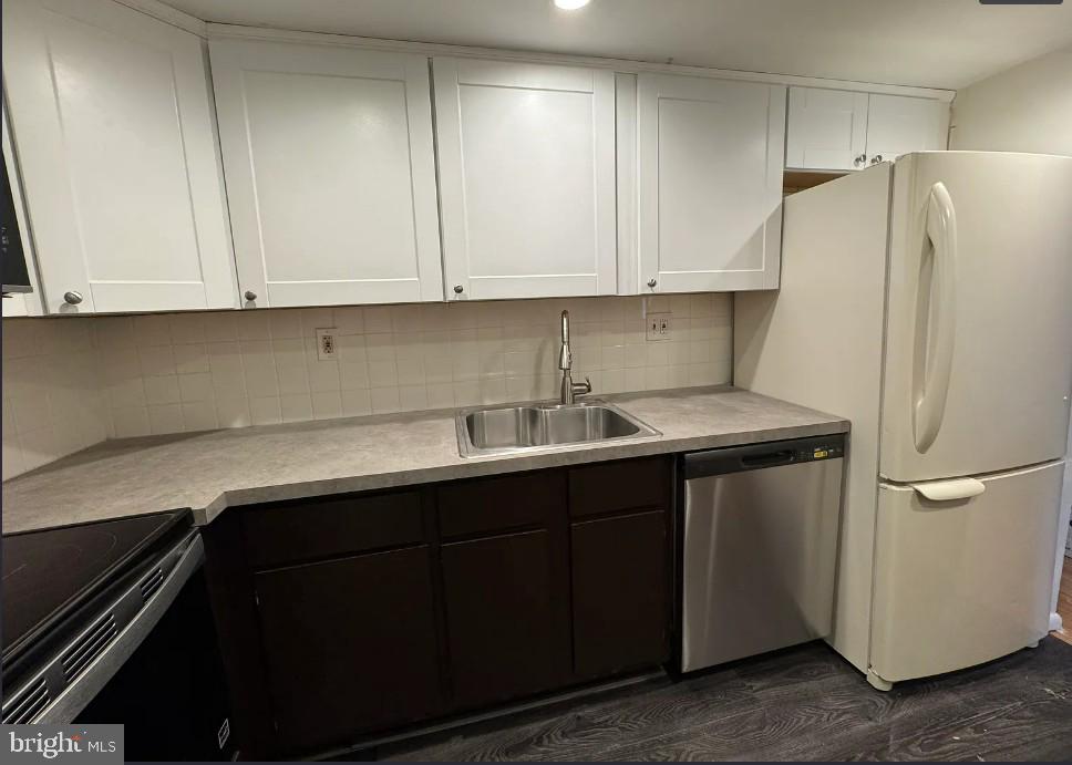 SUMMIT HOUSE - Residential Lease