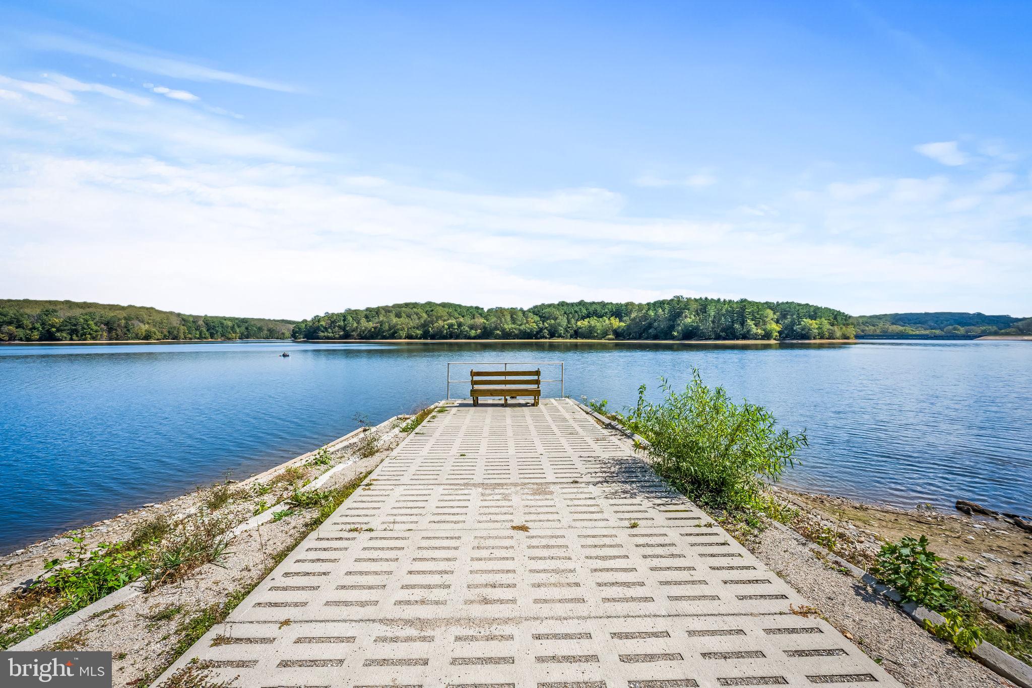 BRADFORDS REST - Residential