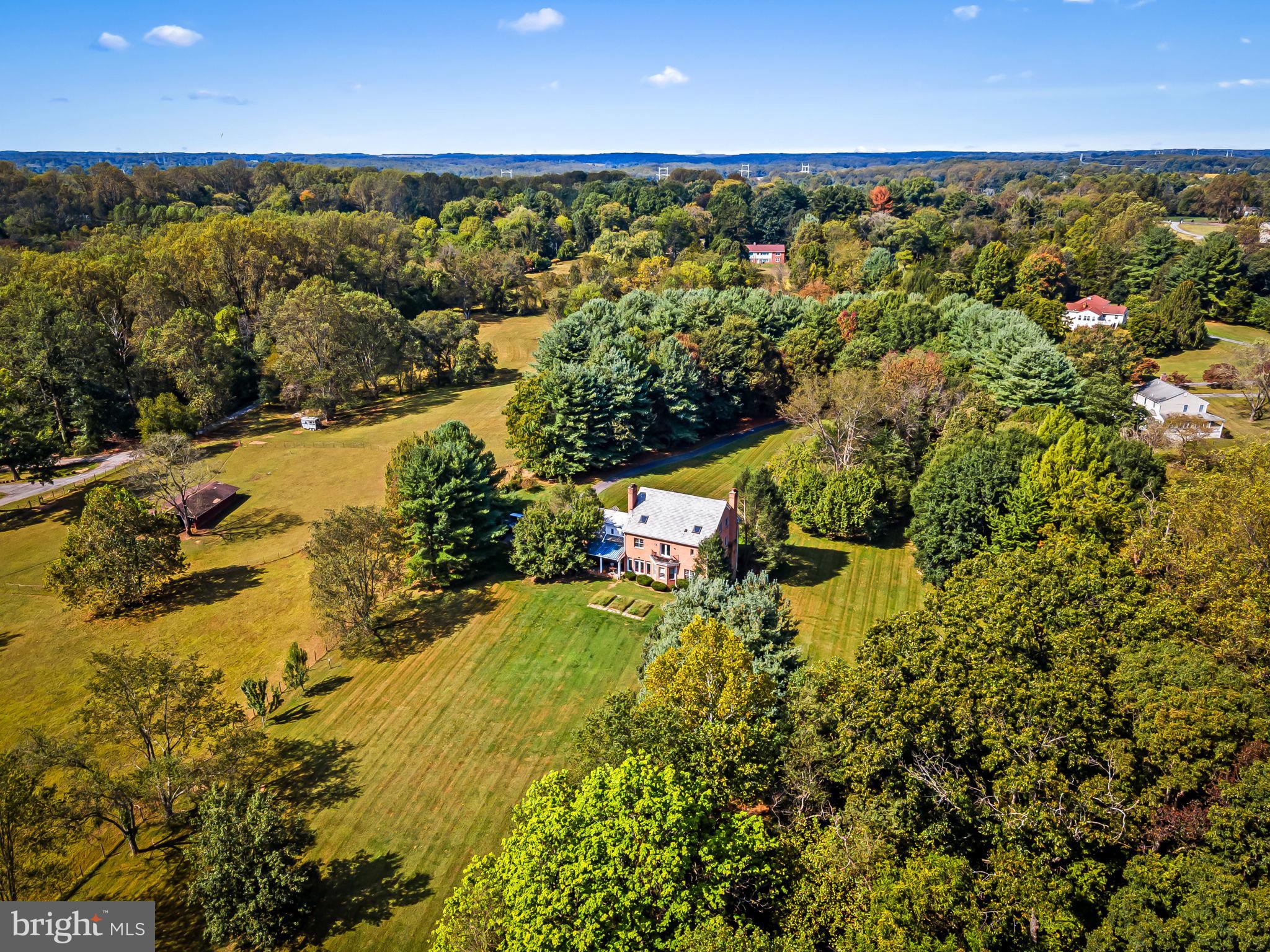 BRADFORDS REST - Residential