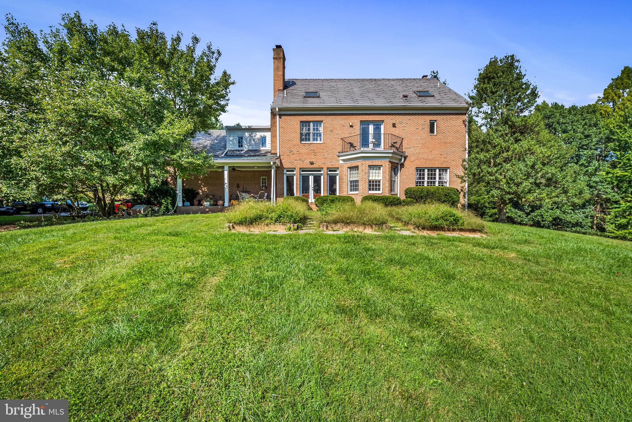 BRADFORDS REST - Residential