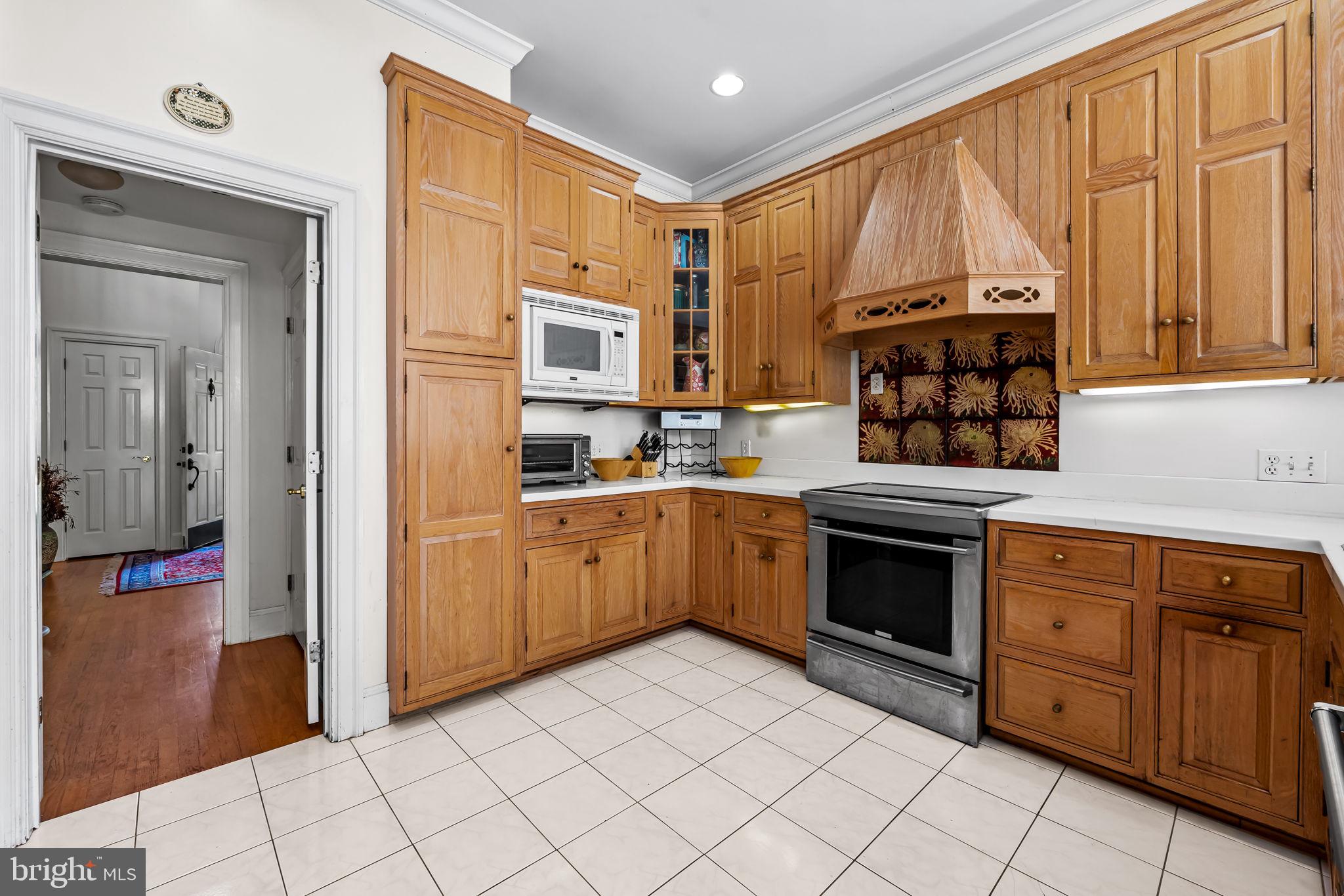 BRADFORDS REST - Residential