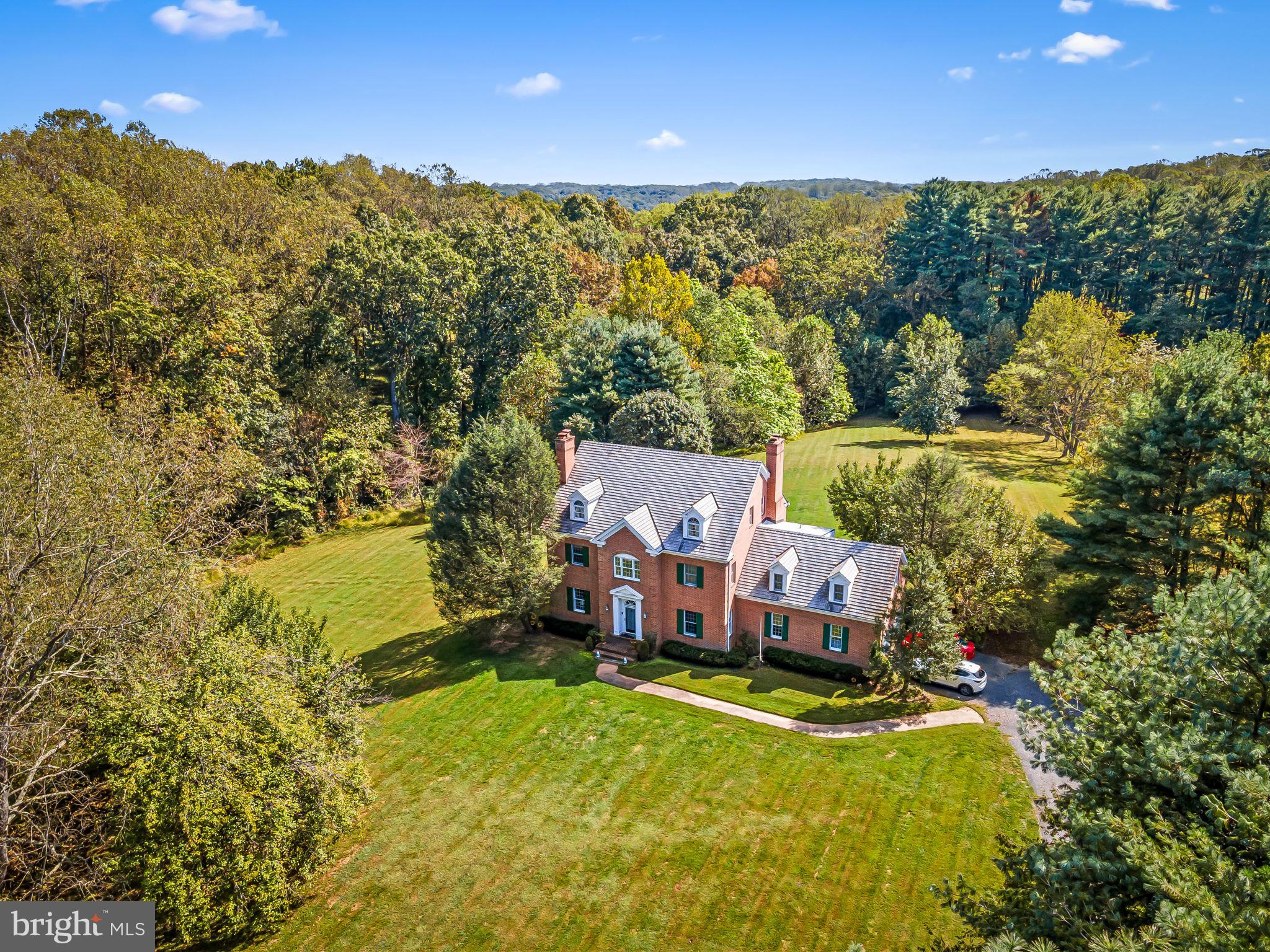 BRADFORDS REST - Residential