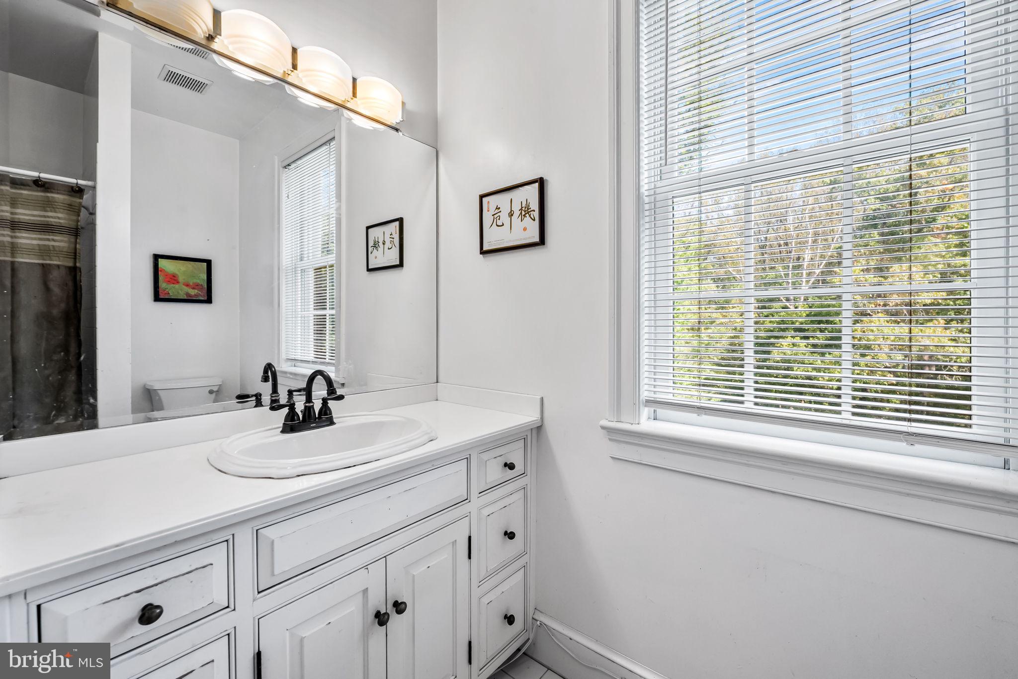 BRADFORDS REST - Residential