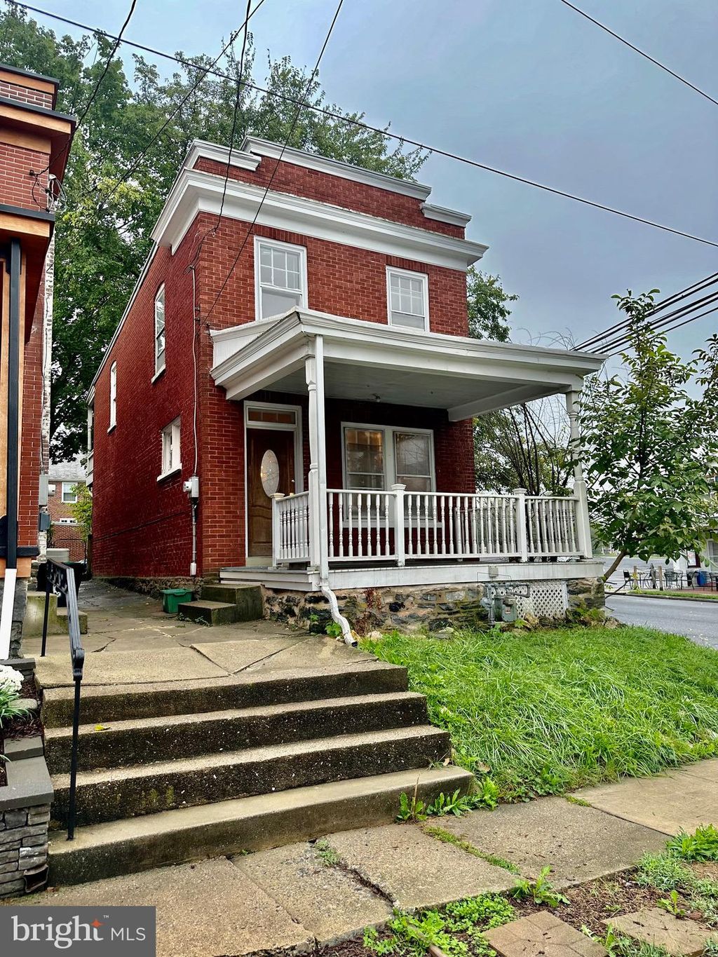 Photo of 936 Edgewood Avenue, Lancaster, PA 17603 (MLS # PALA2057392)