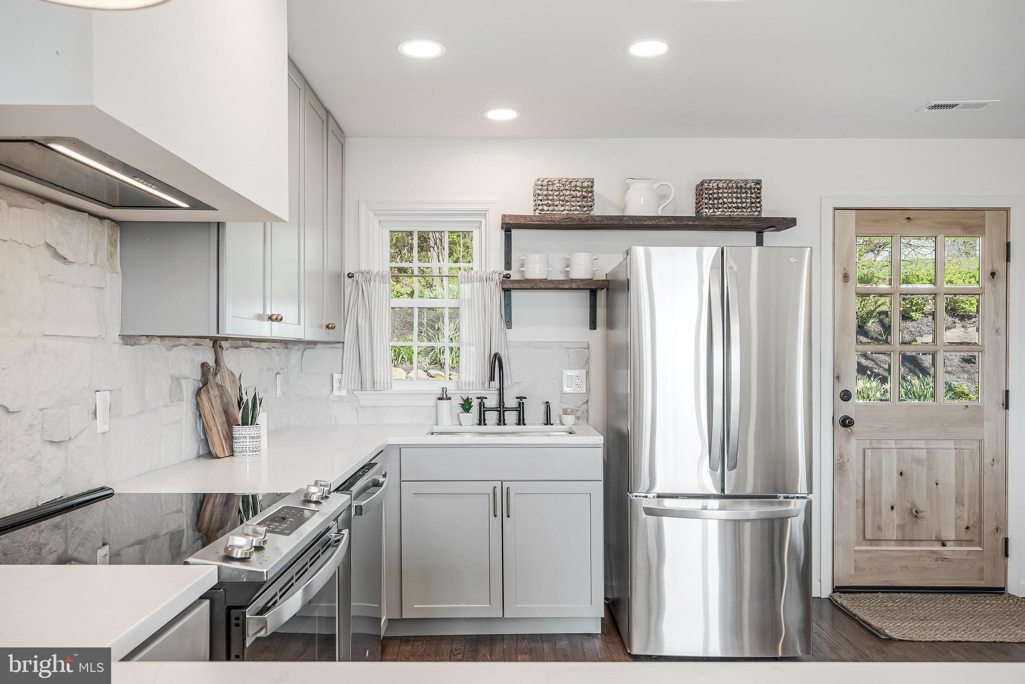 SKYLAND ESTATES - Residential