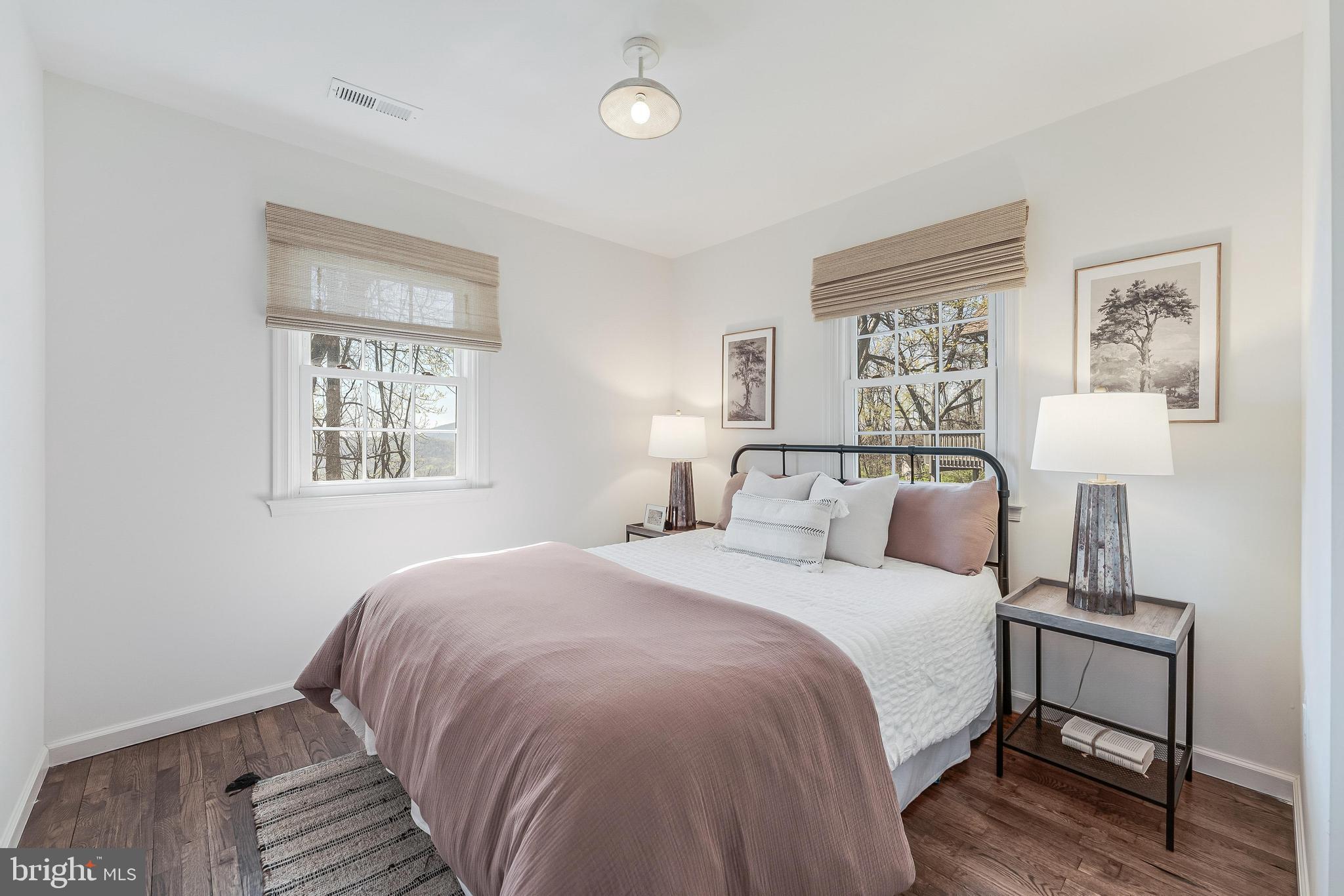 SKYLAND ESTATES - Residential