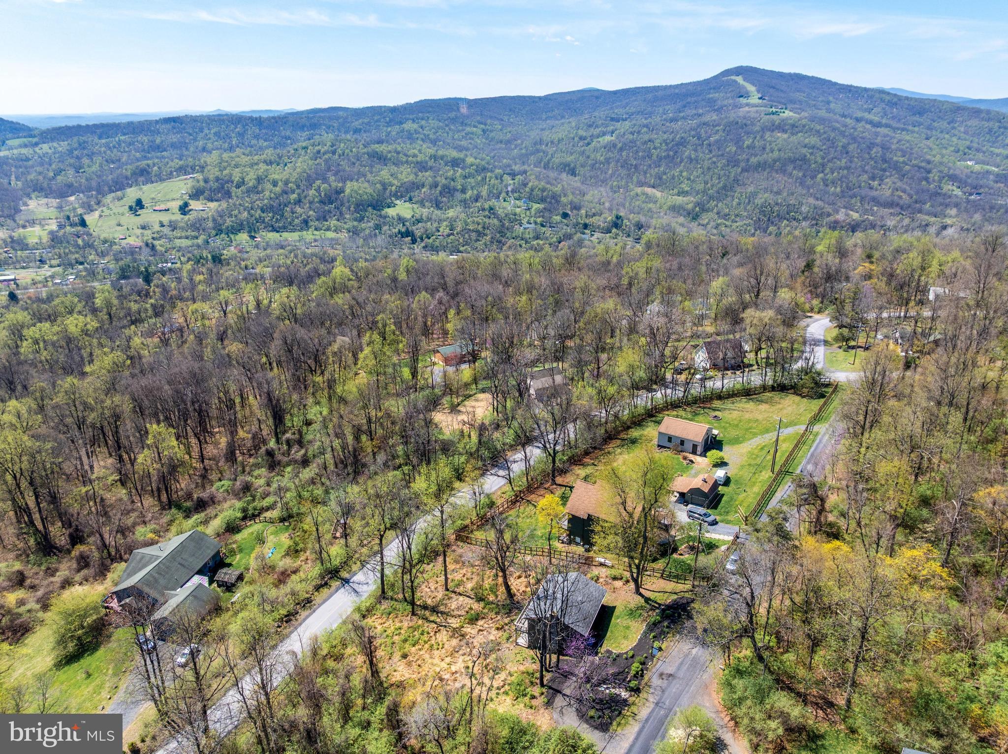 SKYLAND ESTATES - Residential