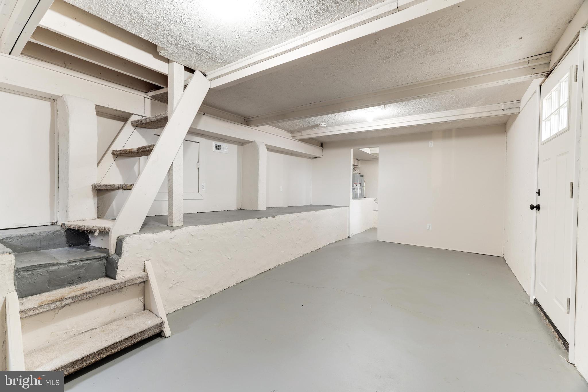 SKYLAND ESTATES - Residential