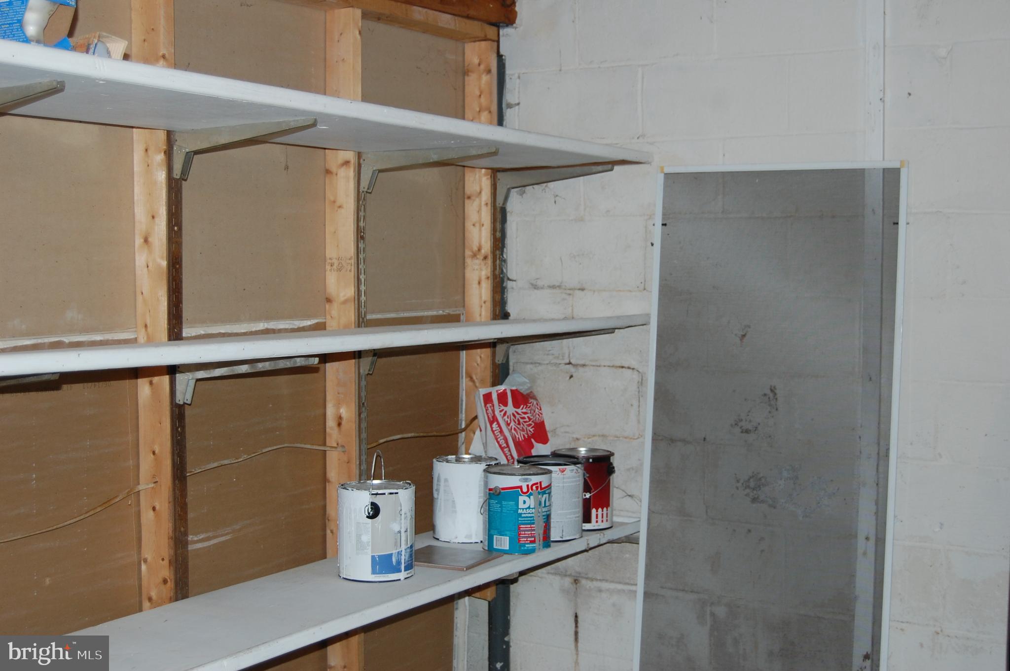 WHITPAIN HILLS - Residential