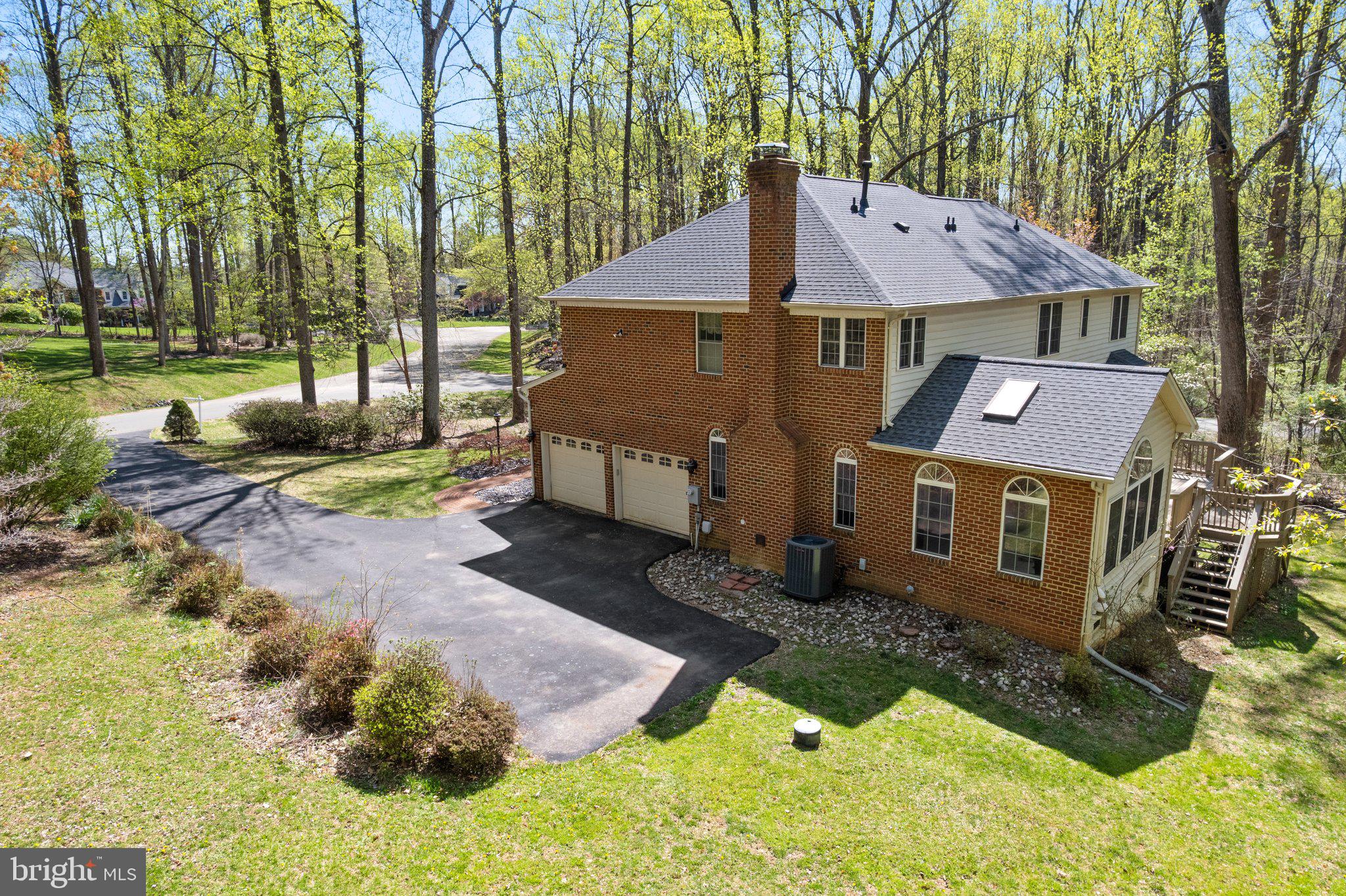 6558 STONERIDGE COURT