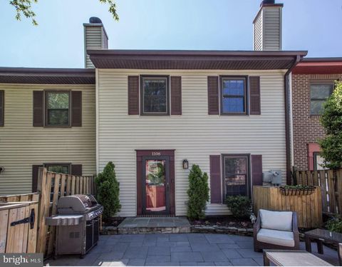 1108 N RANDOLPH STREET ARLINGTON VA 22201