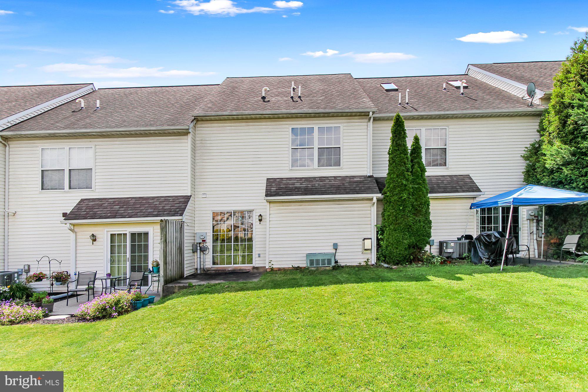 QUAIL HOLLOW - Residential