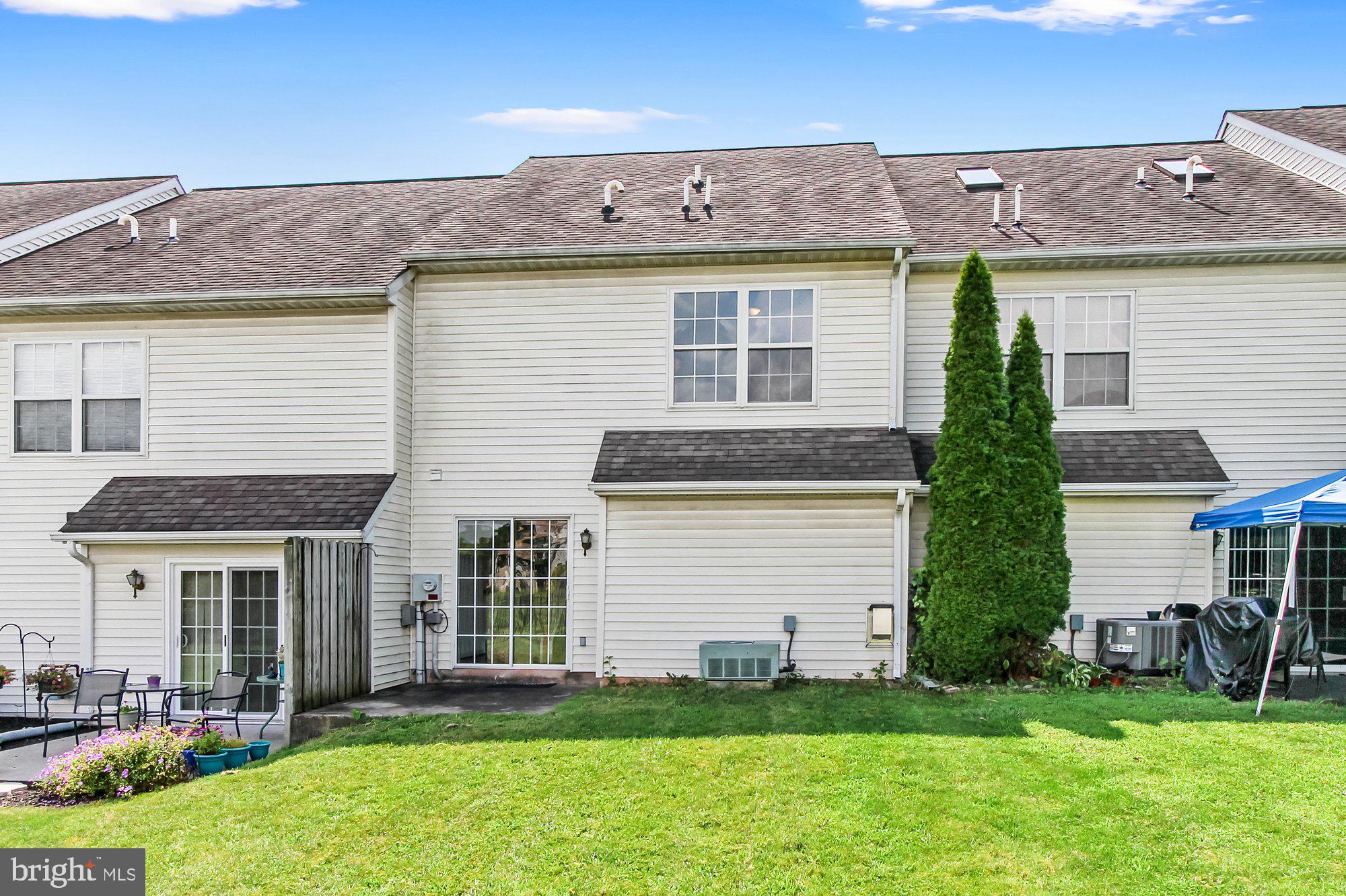 QUAIL HOLLOW - Residential