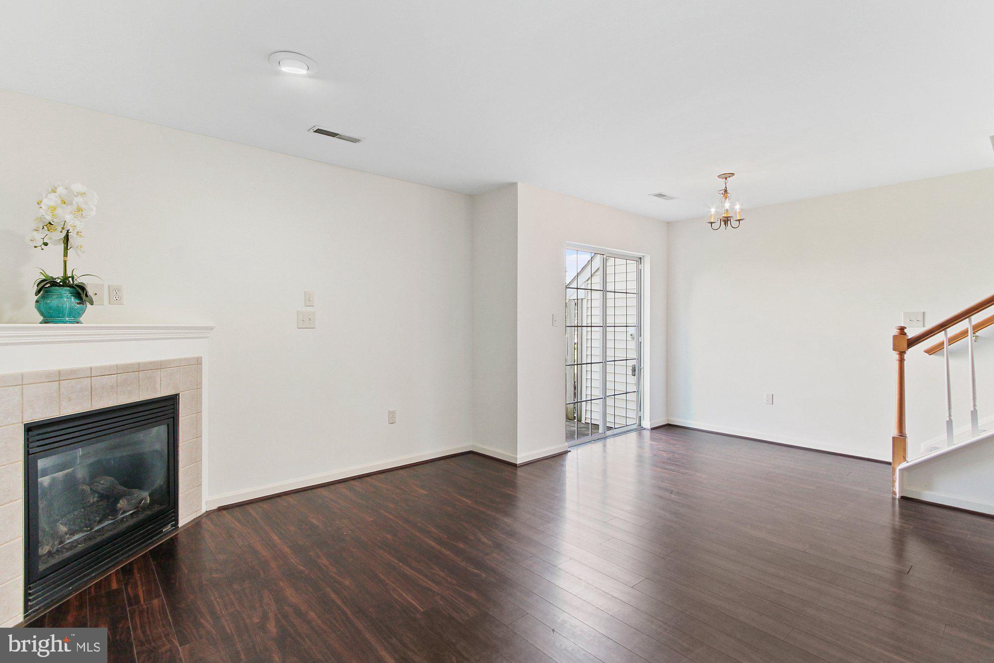 QUAIL HOLLOW - Residential