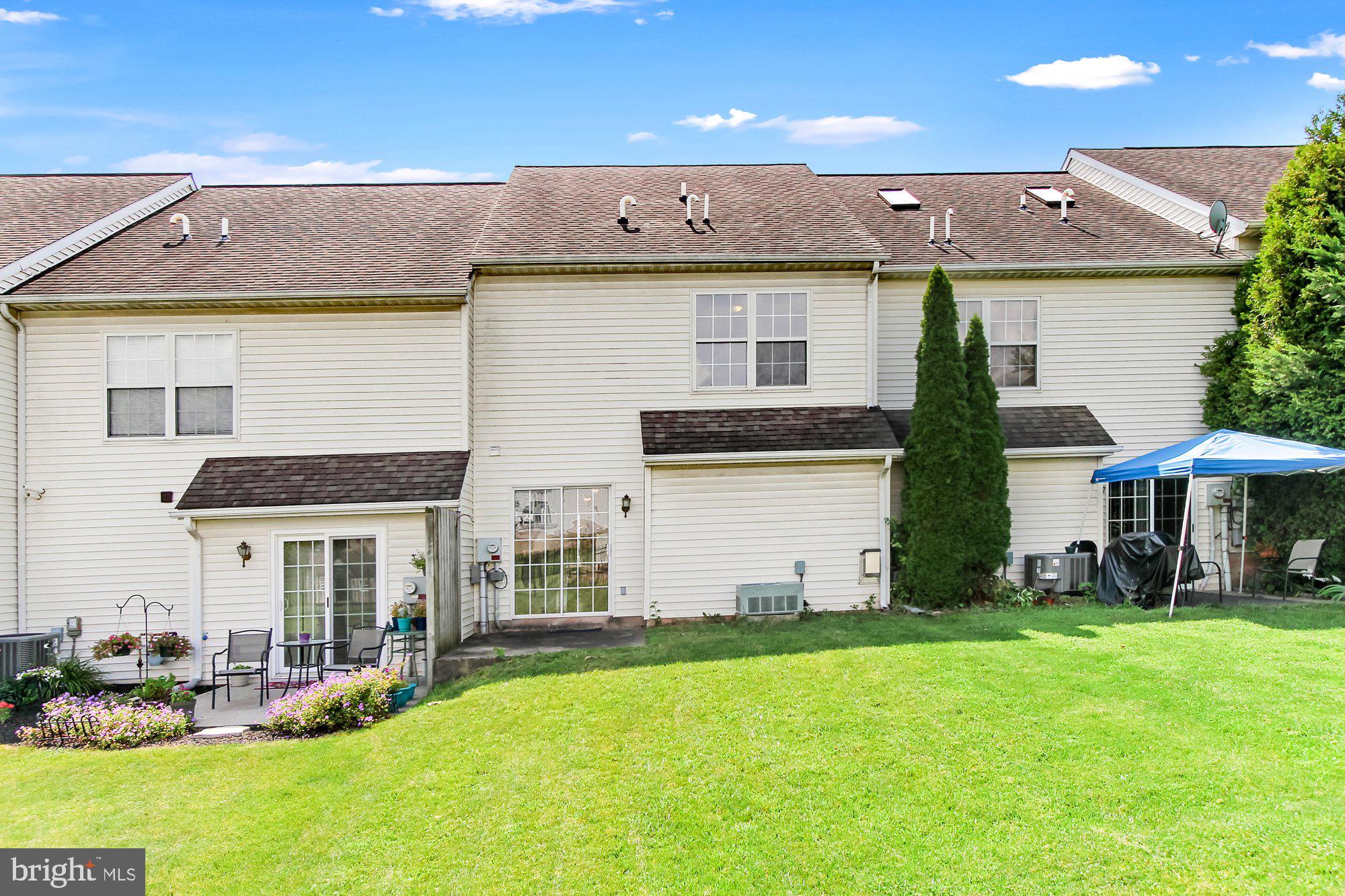 QUAIL HOLLOW - Residential