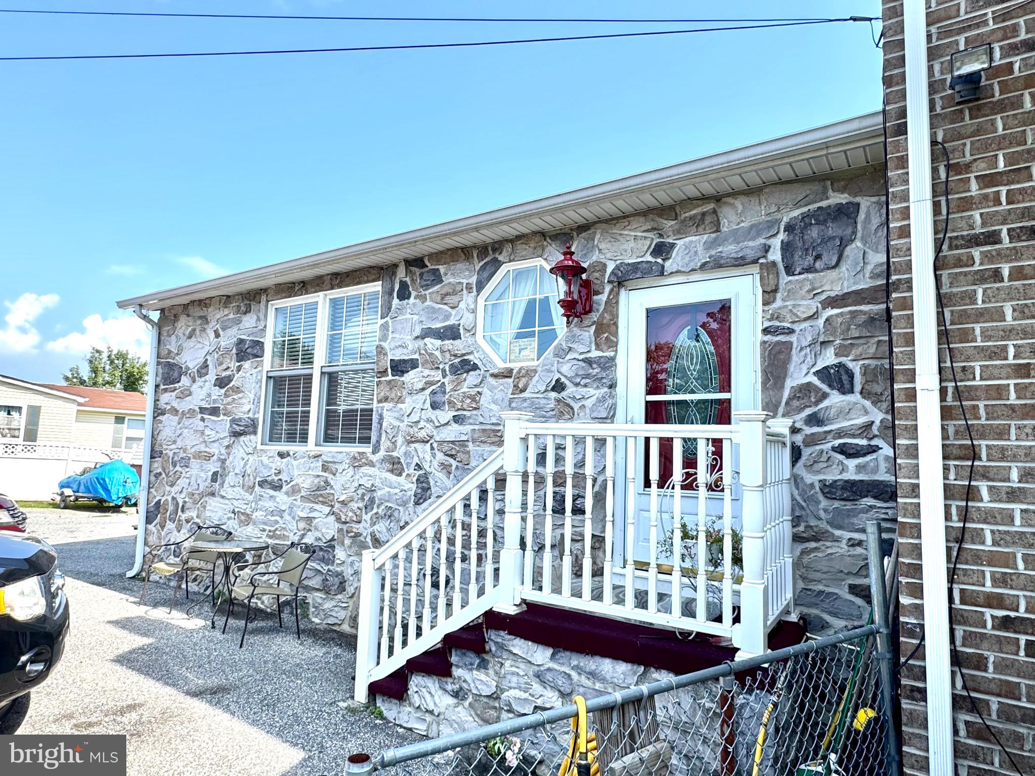 8514 SANDY PLAINS ROAD