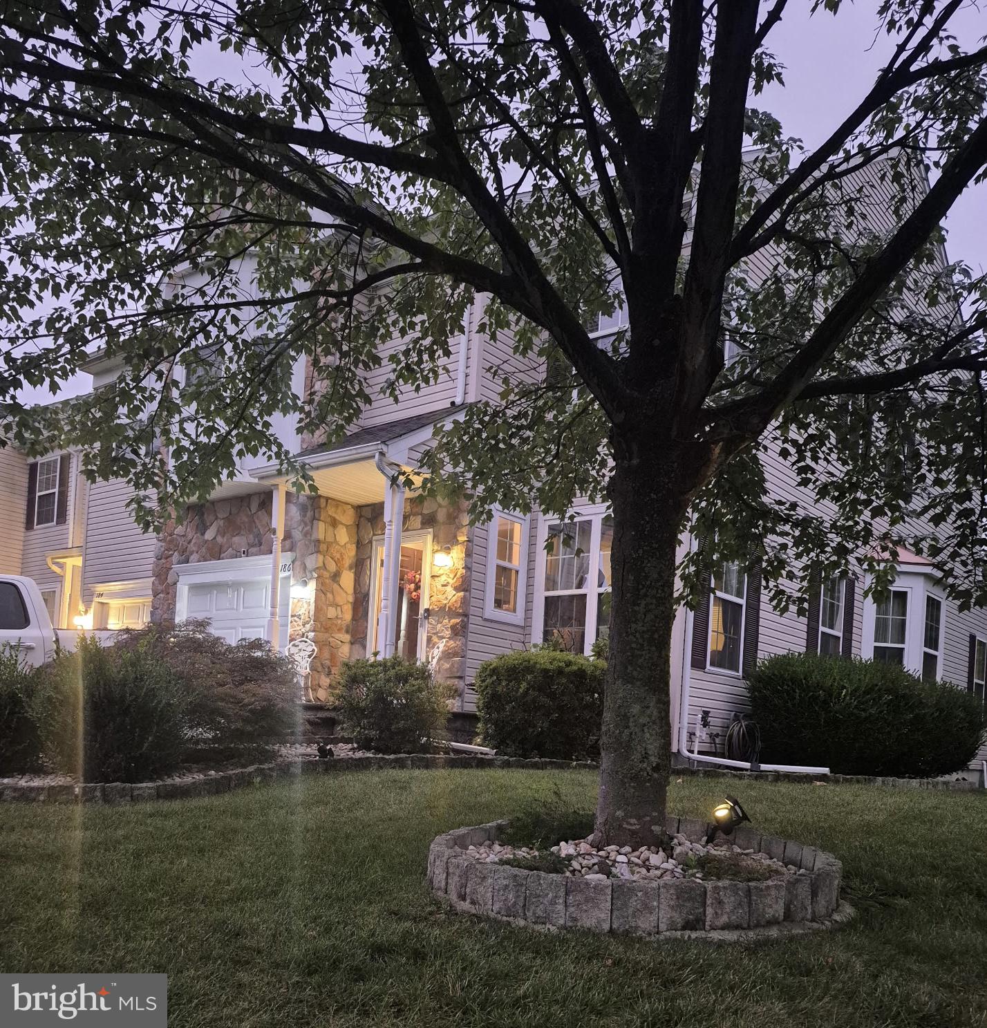 186 RITTENHOUSE DRIVE