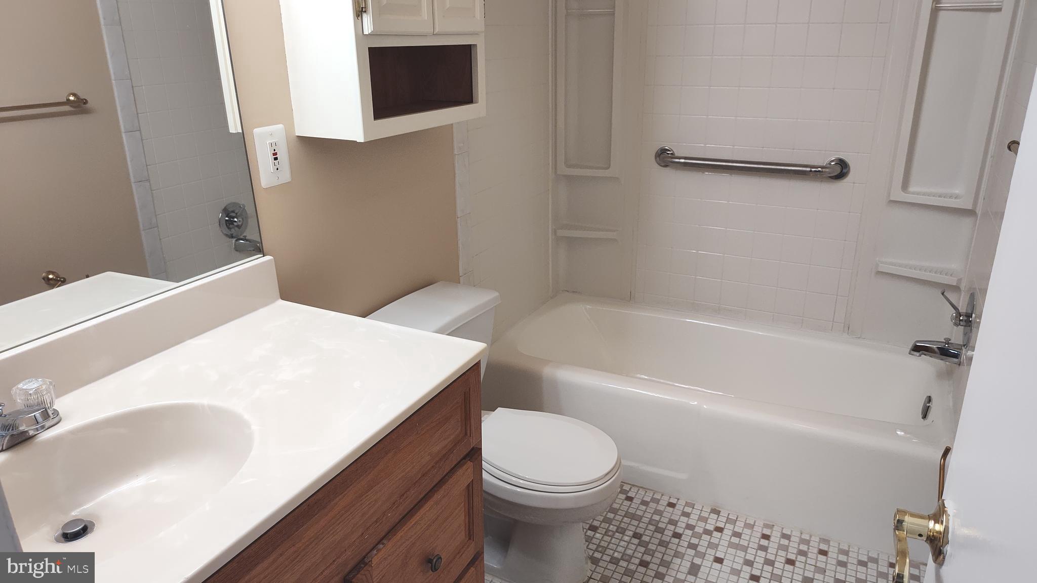 WESTCHESTER PARK - Residential Lease