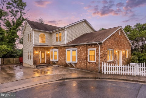 Photo of ARLINGTON, VA 22204 (MLS # VAAR2078984)