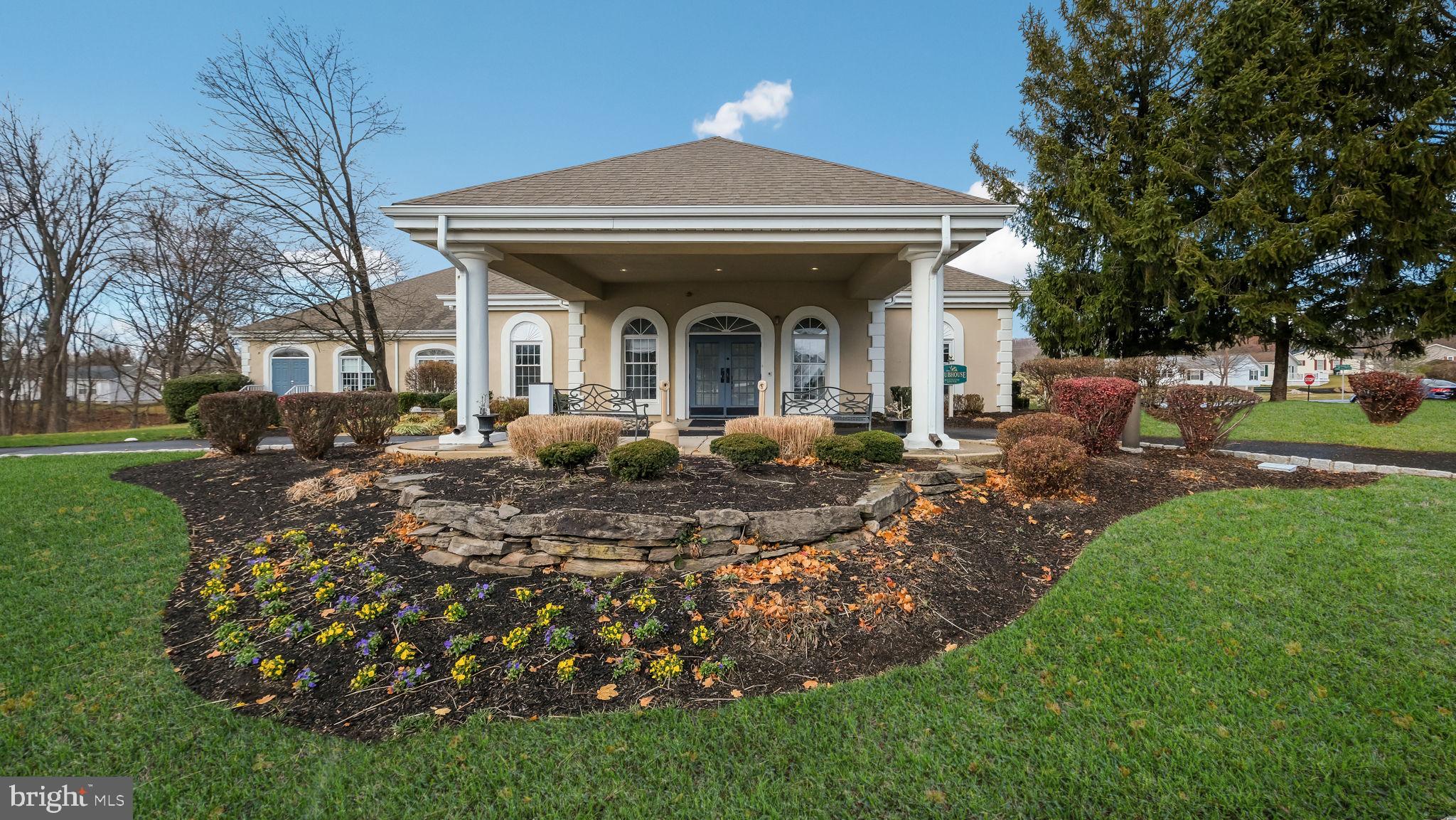 BUCKINGHAM SPRINGS - Residential