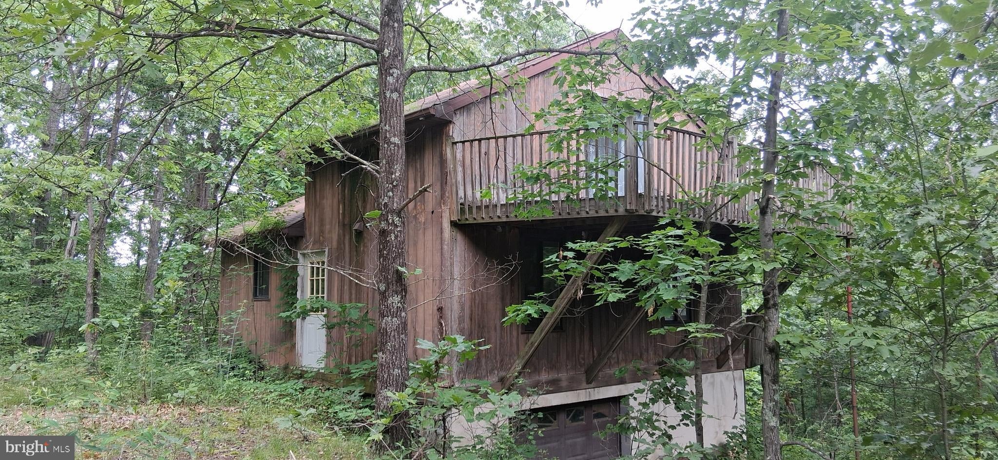 234 COASTLINE RD.