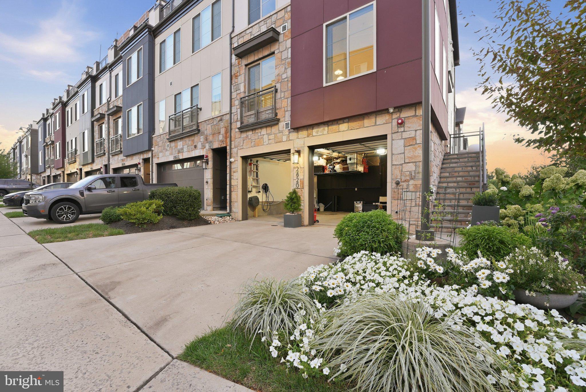 2820 RED STAR LANE