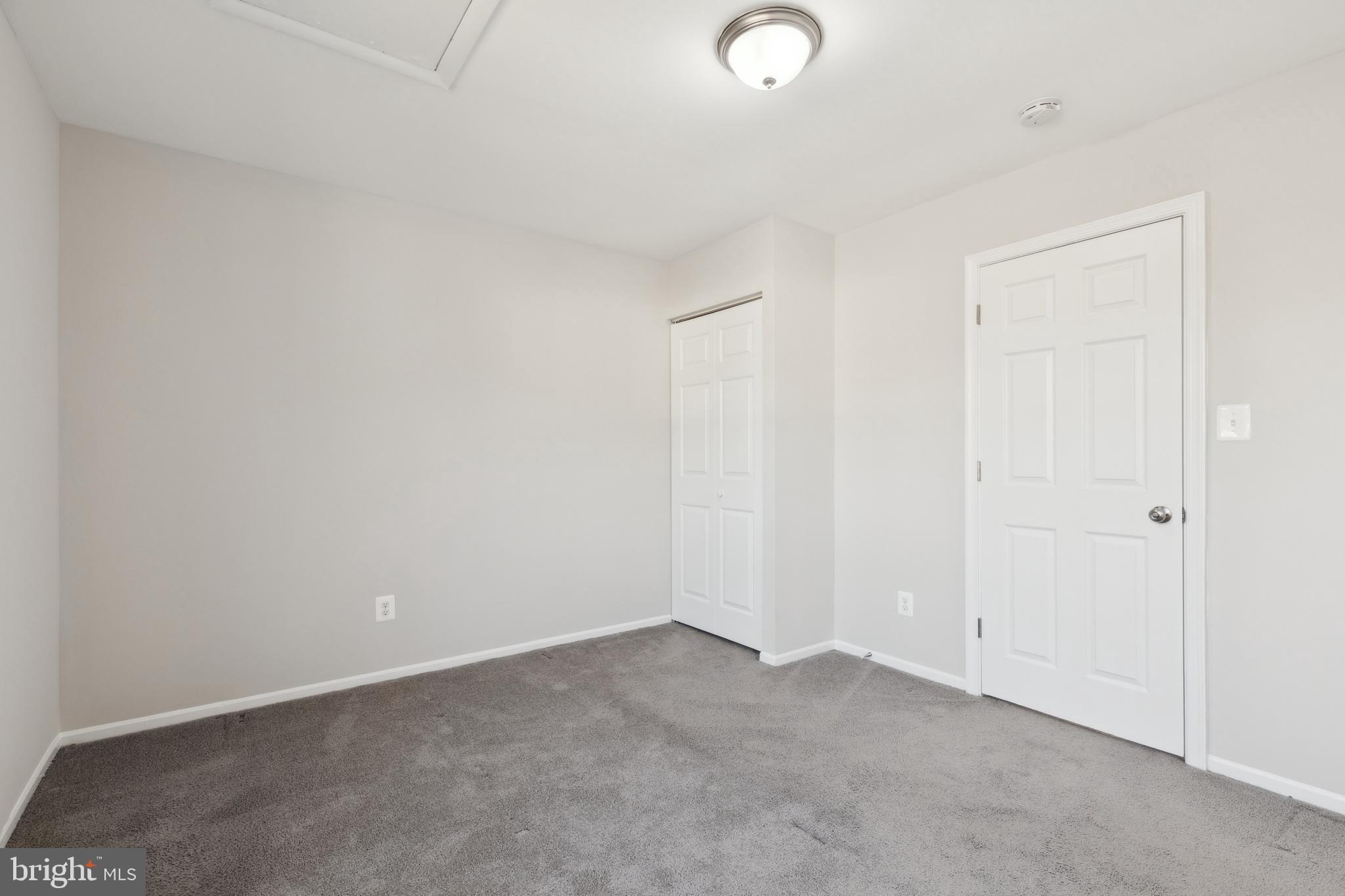 OAKWOOD VILLAGE CONDO - Residential