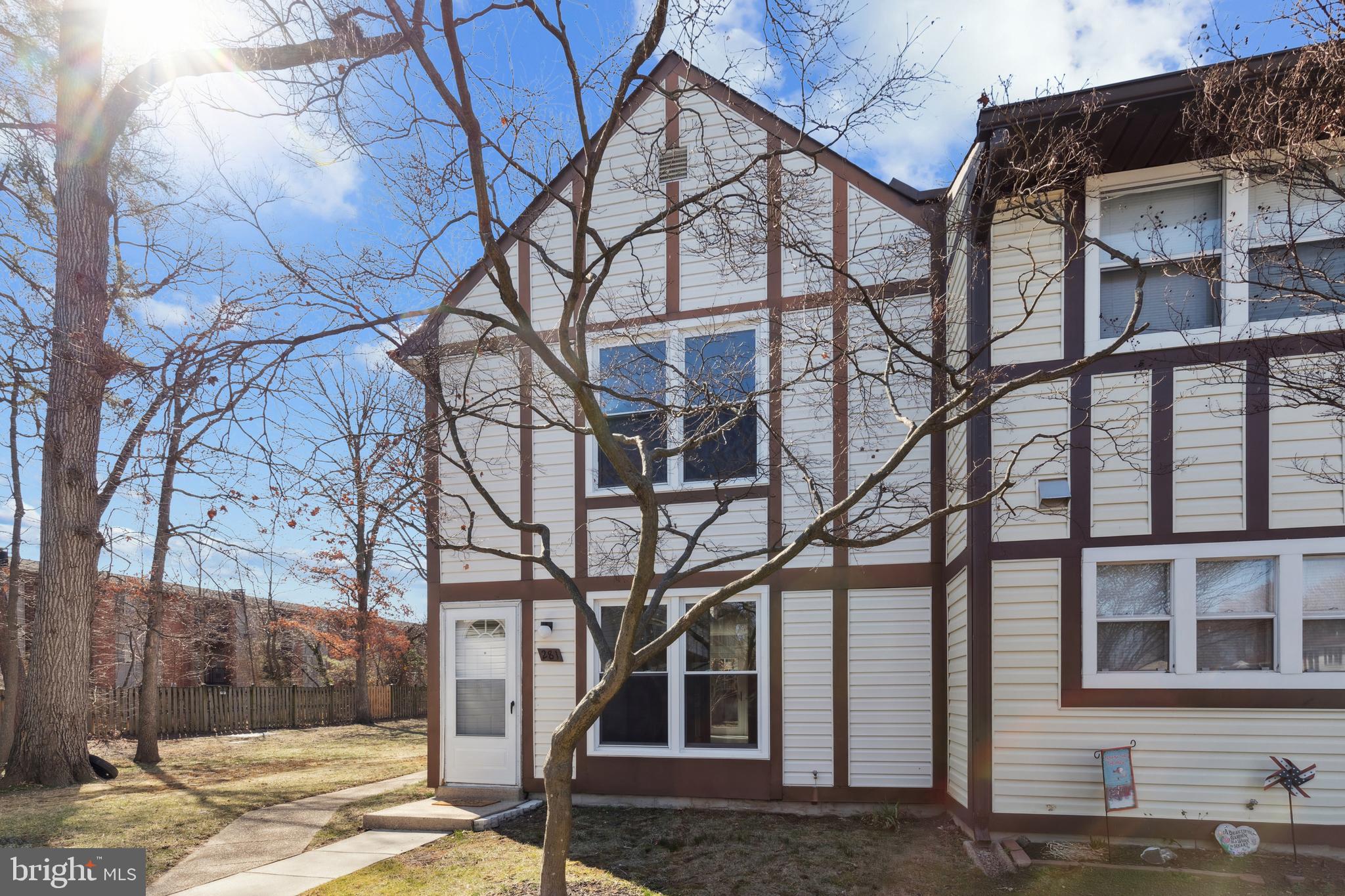 OAKWOOD VILLAGE CONDO - Residential