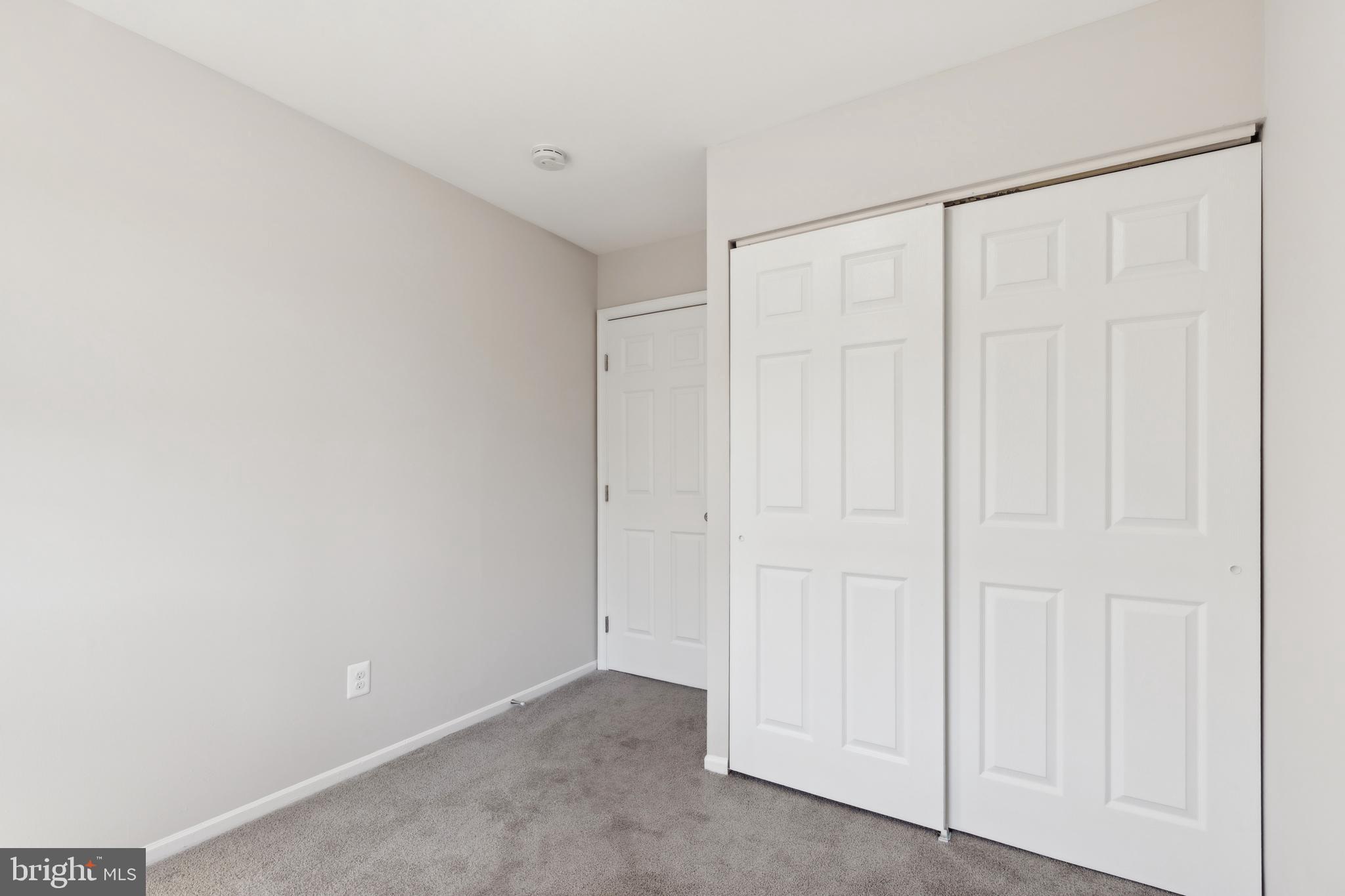 OAKWOOD VILLAGE CONDO - Residential