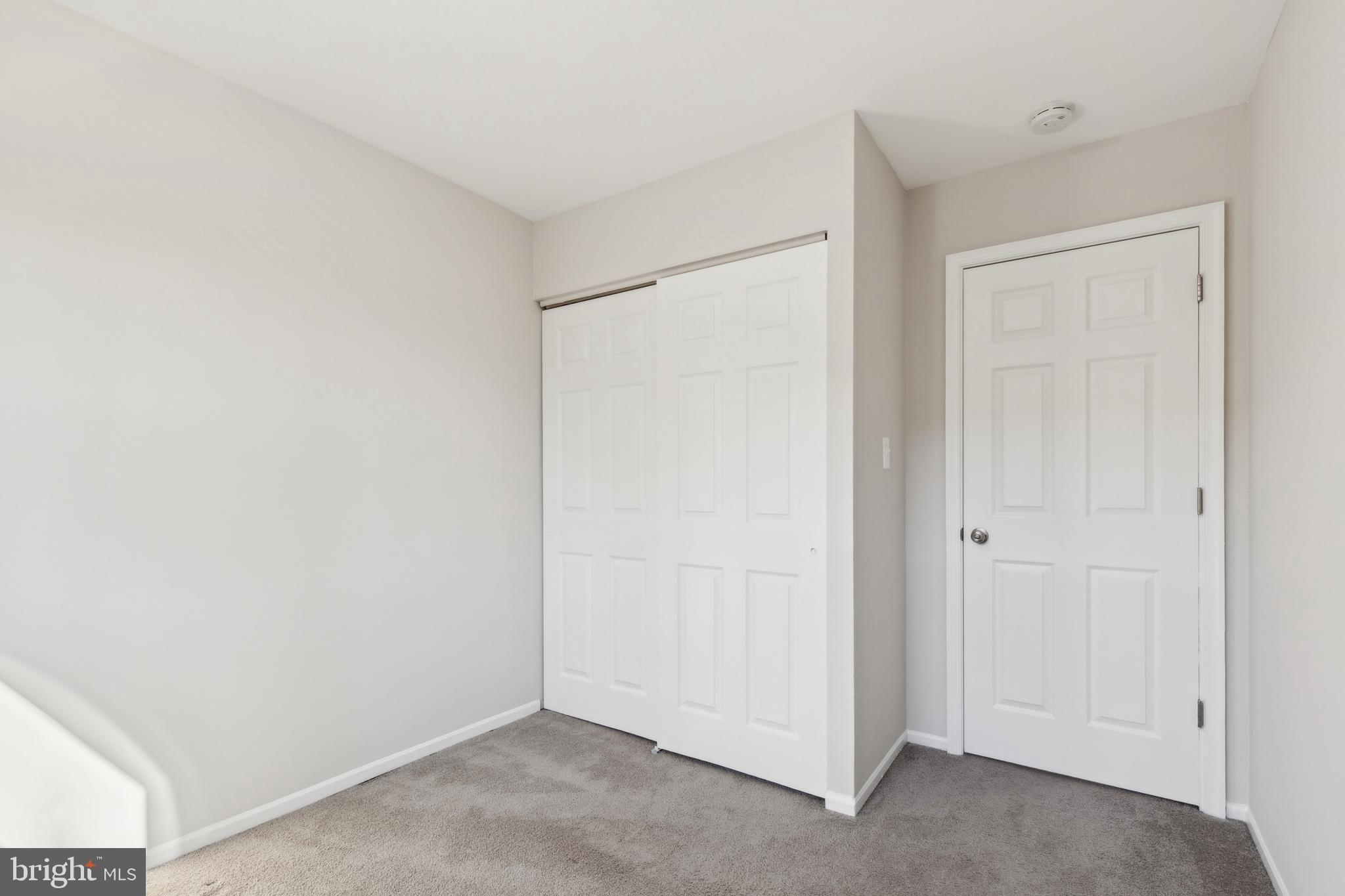 OAKWOOD VILLAGE CONDO - Residential