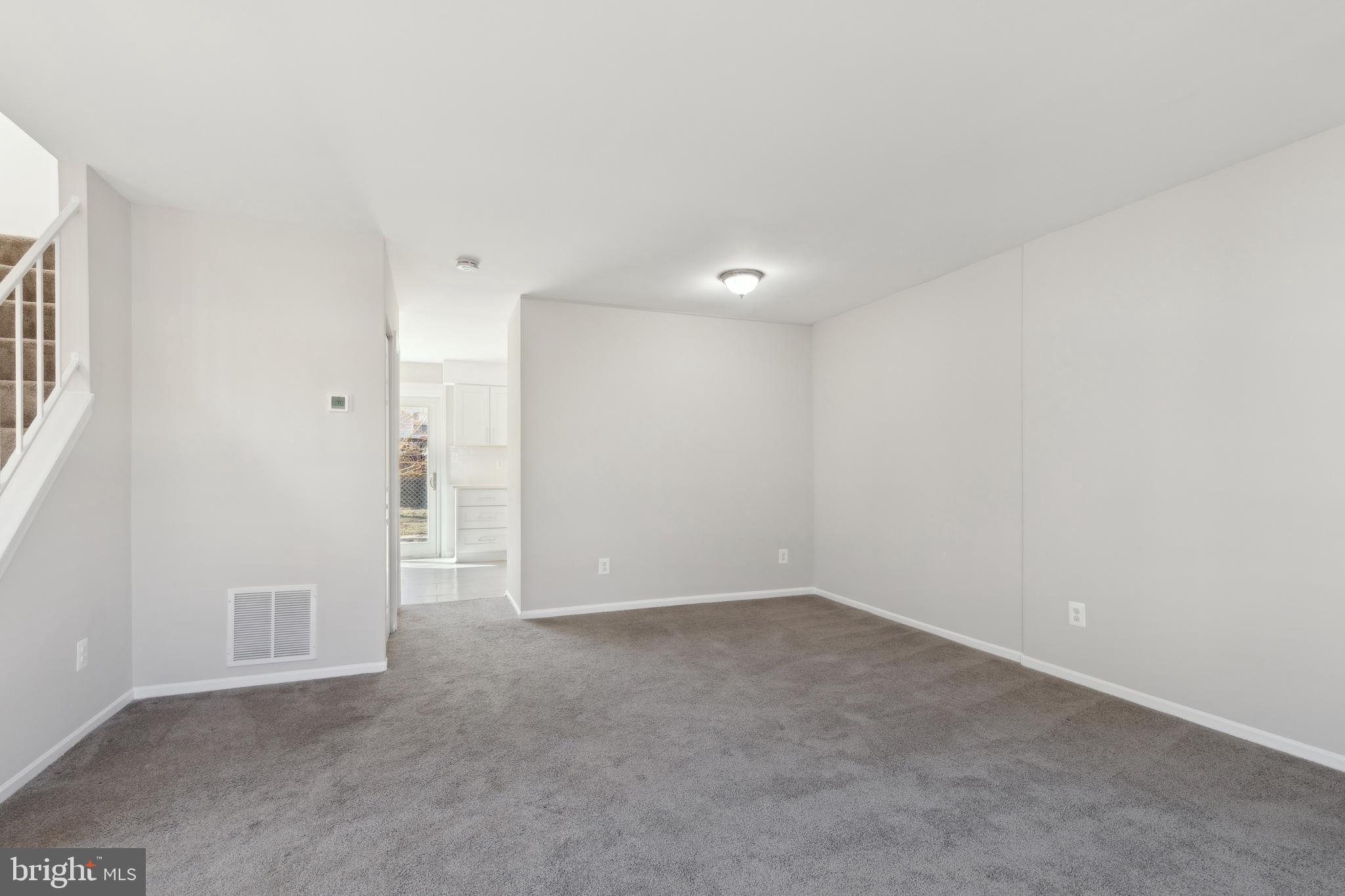 OAKWOOD VILLAGE CONDO - Residential