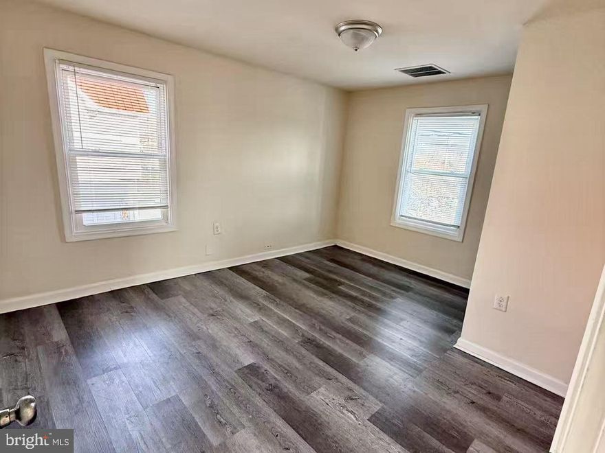 House in great condition - with 3 spacious bedrooms, a large kitchen and dining room area, a full bathroom, and an  in-unit washer and dryer. This house is located right across from the MARC Train station, contains 2 parking spaces.