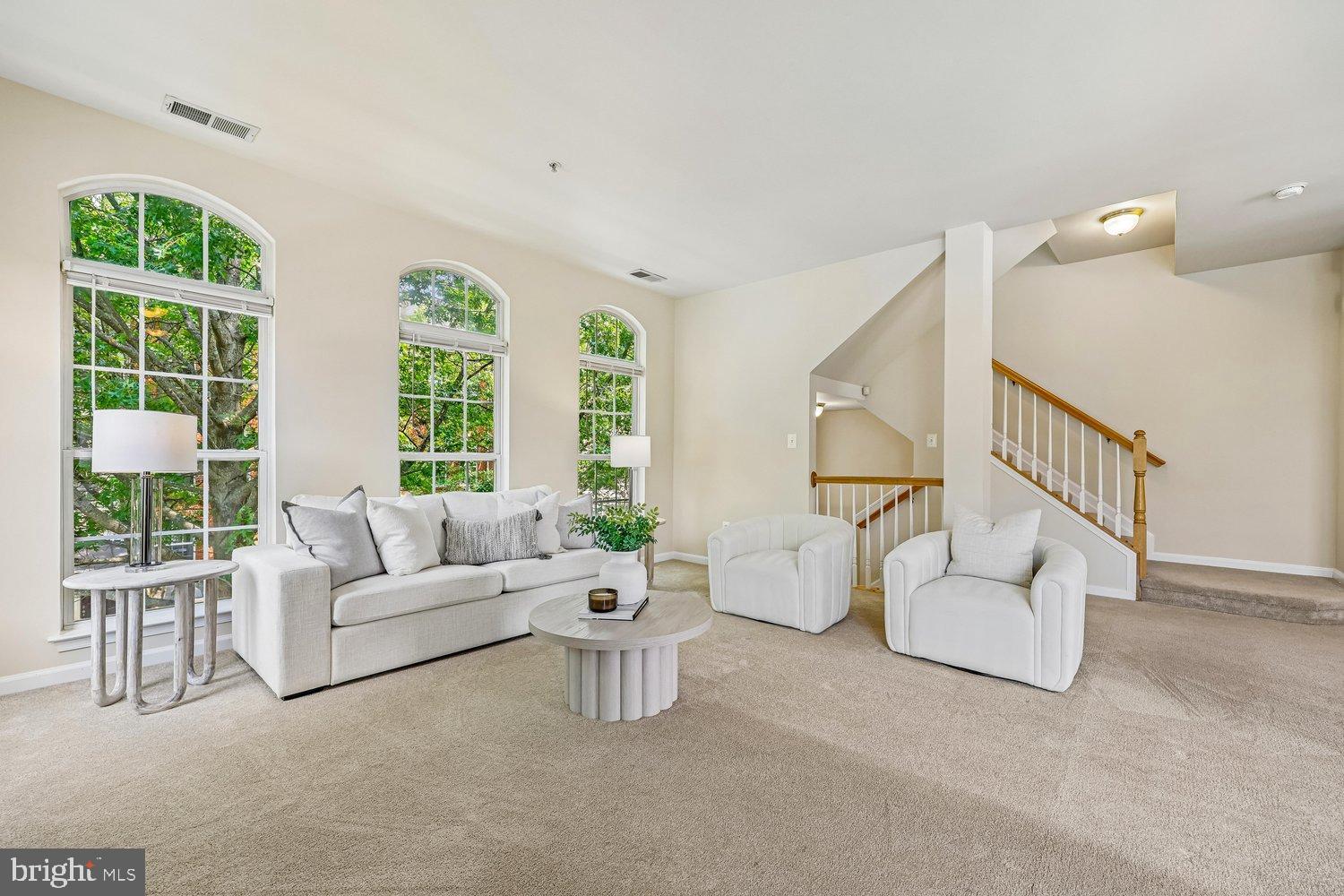 621 MAIN STREET B 621-B