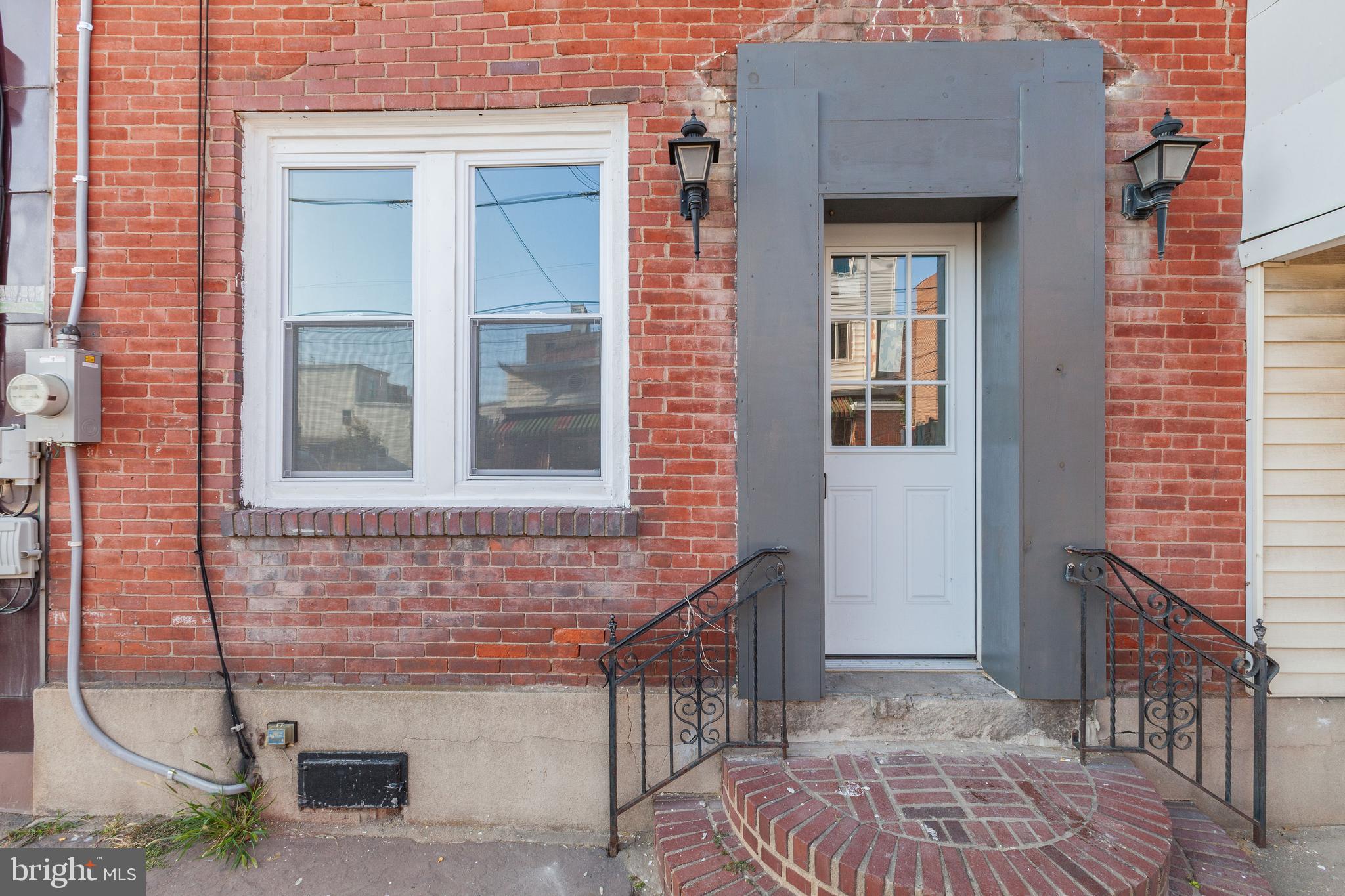 25 W COAL STREET