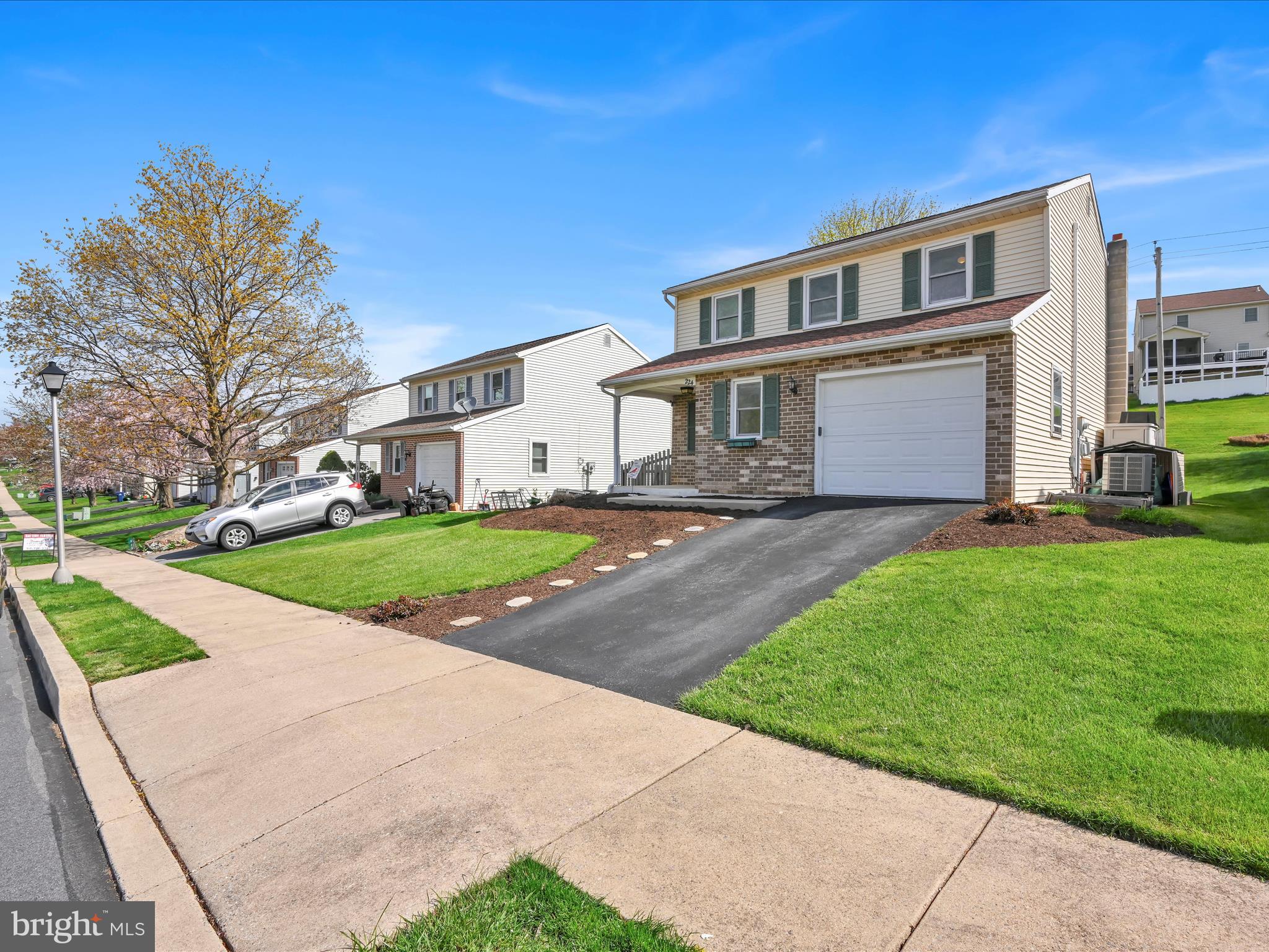 224 LINDA TERRACE