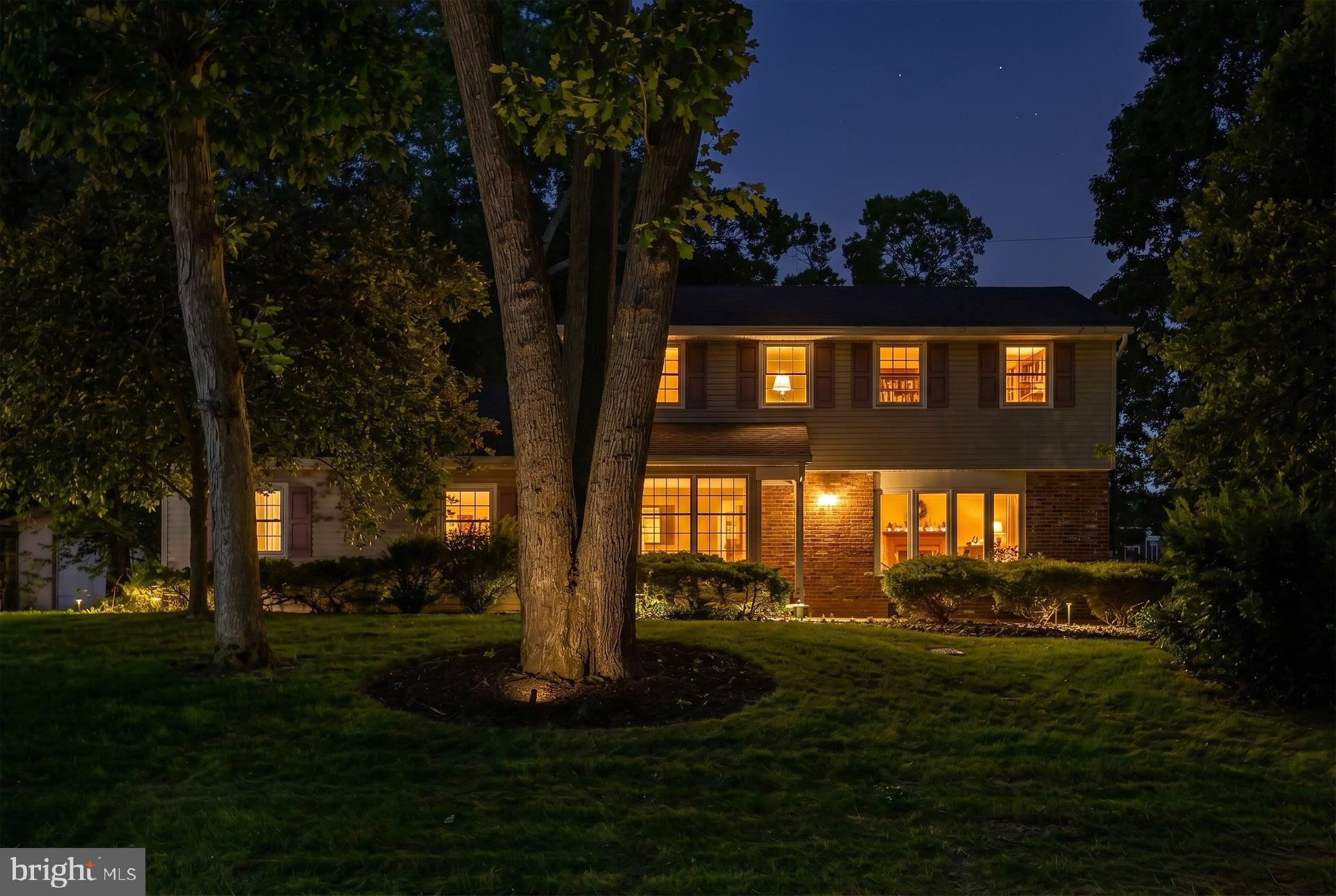73 COLONIAL TERR