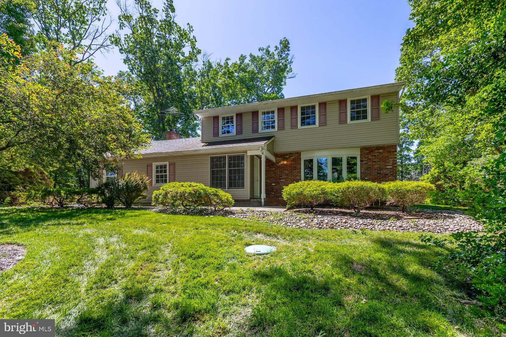 73 COLONIAL TERR