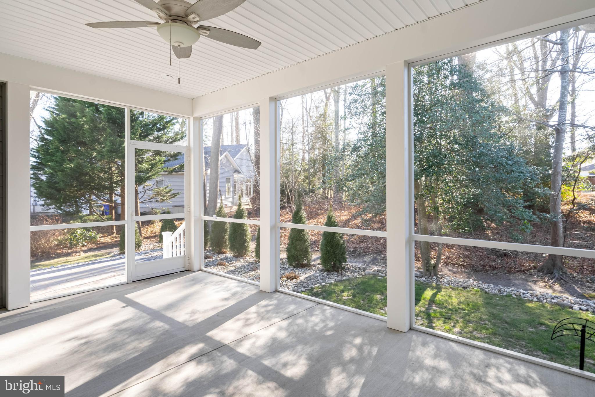 FAIRWAY VILLAS - Residential