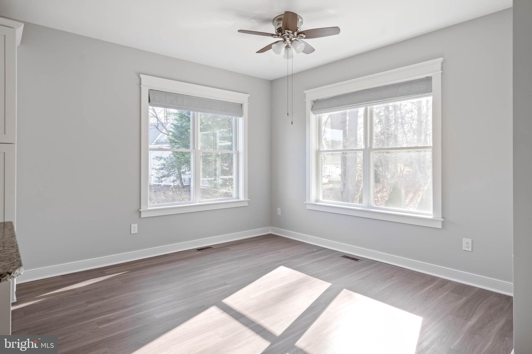 FAIRWAY VILLAS - Residential