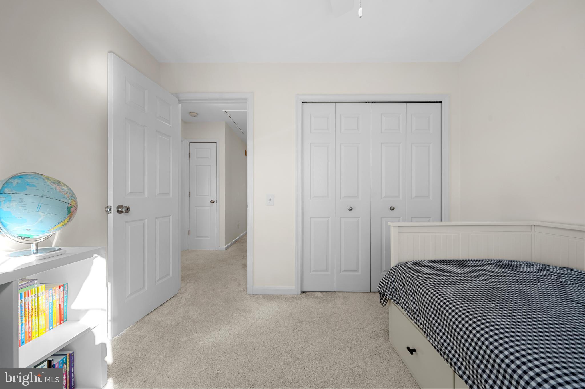 ISLAND CREEK - Residential