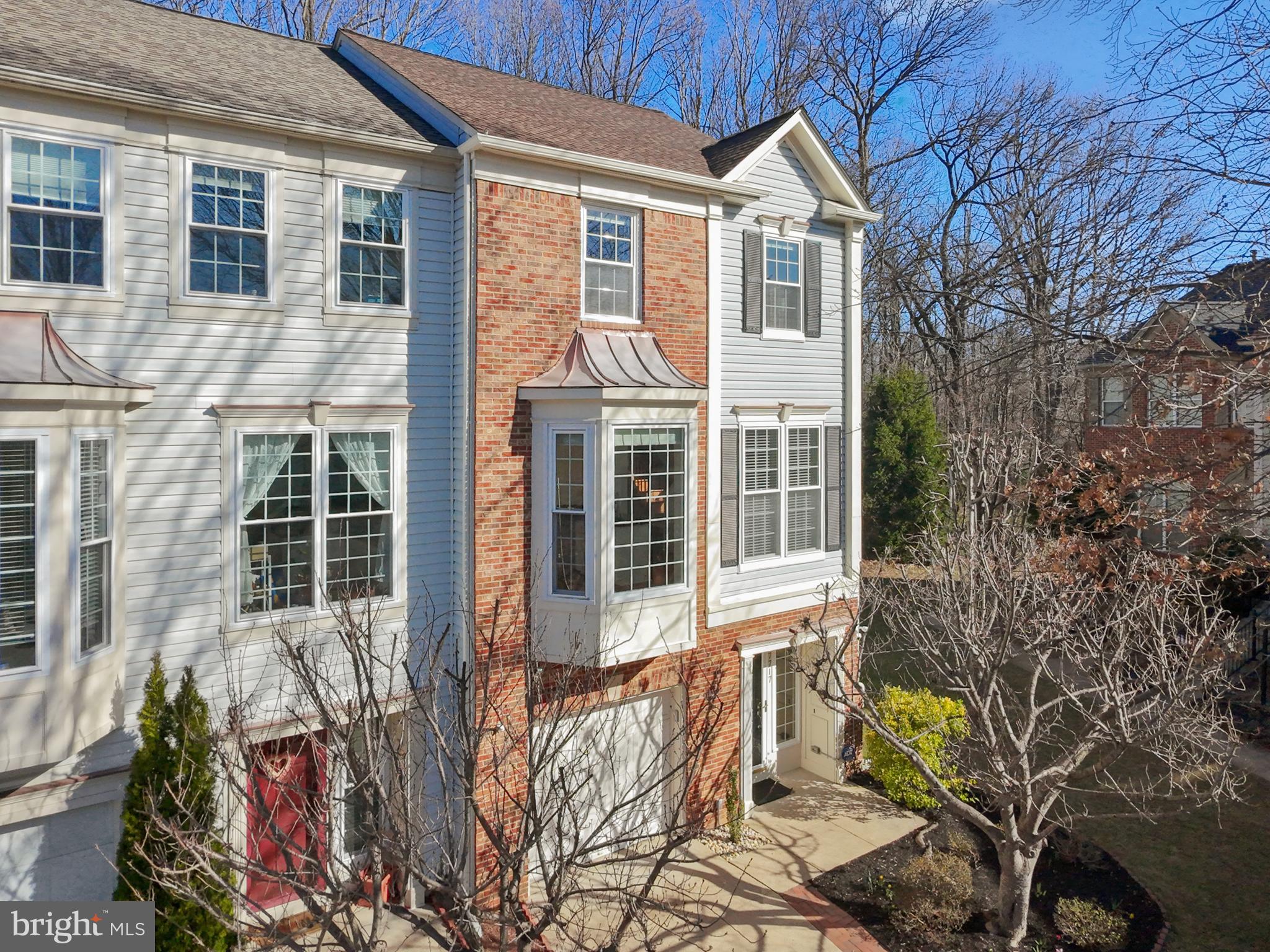 ISLAND CREEK - Residential