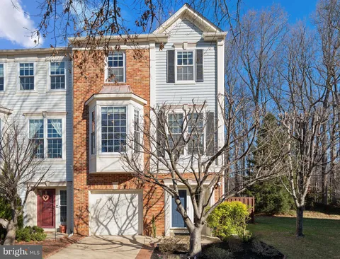 7717 Mary Beth Way, Alexandria, VA MLS: VAFX2228492