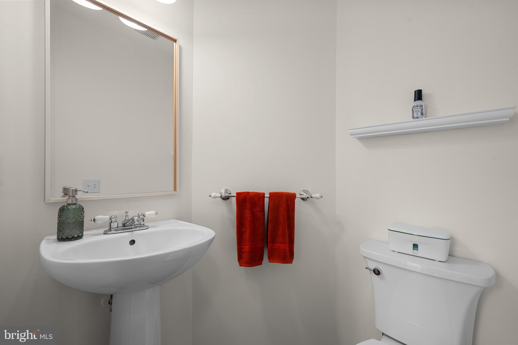 ISLAND CREEK - Residential