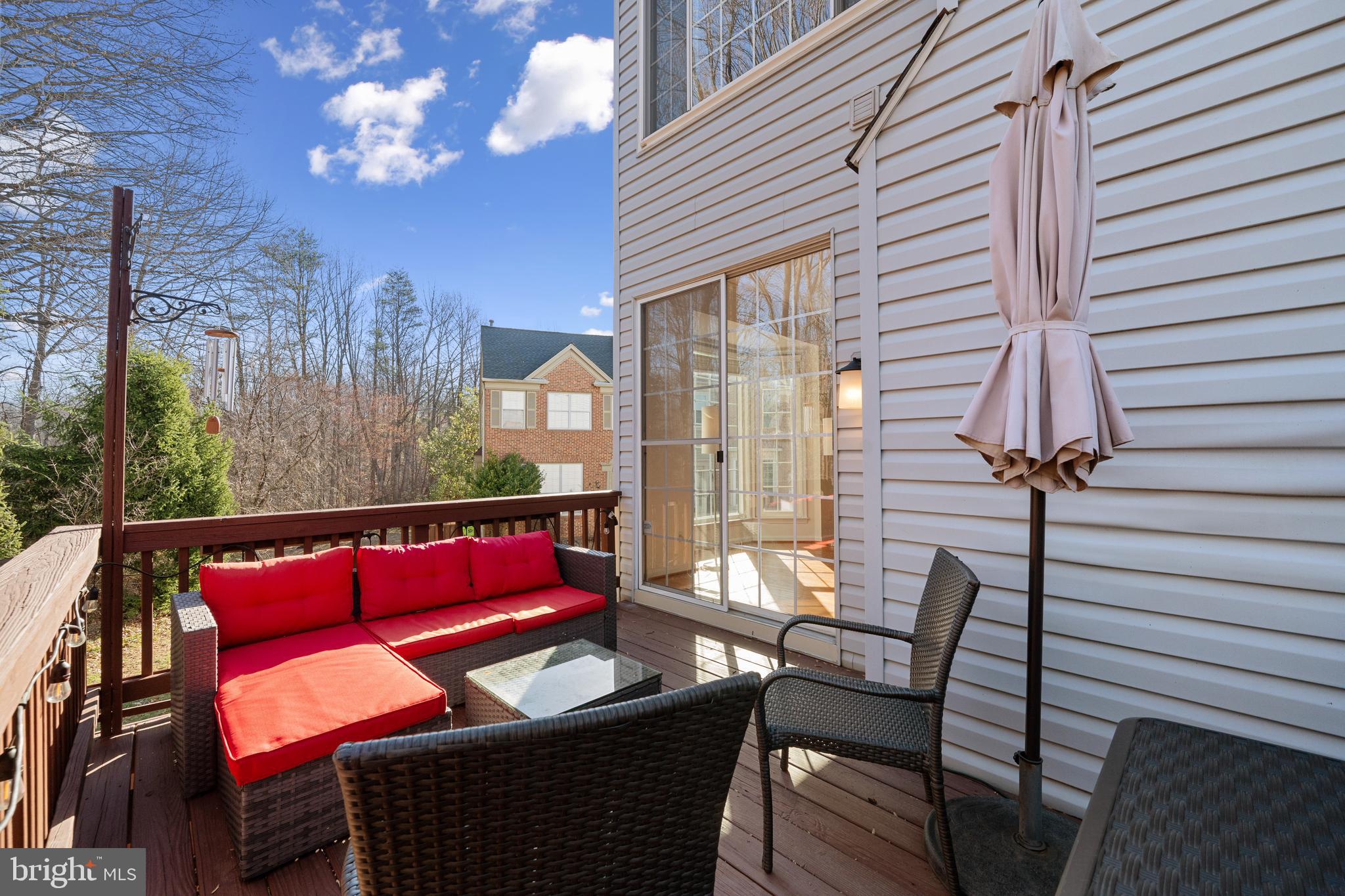 ISLAND CREEK - Residential