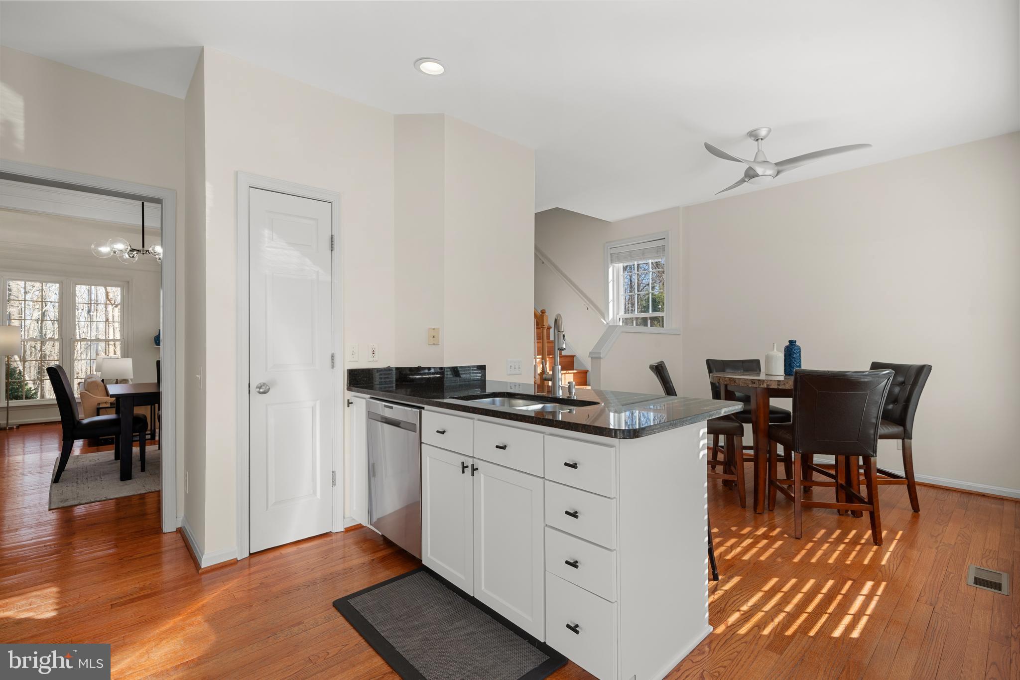 ISLAND CREEK - Residential