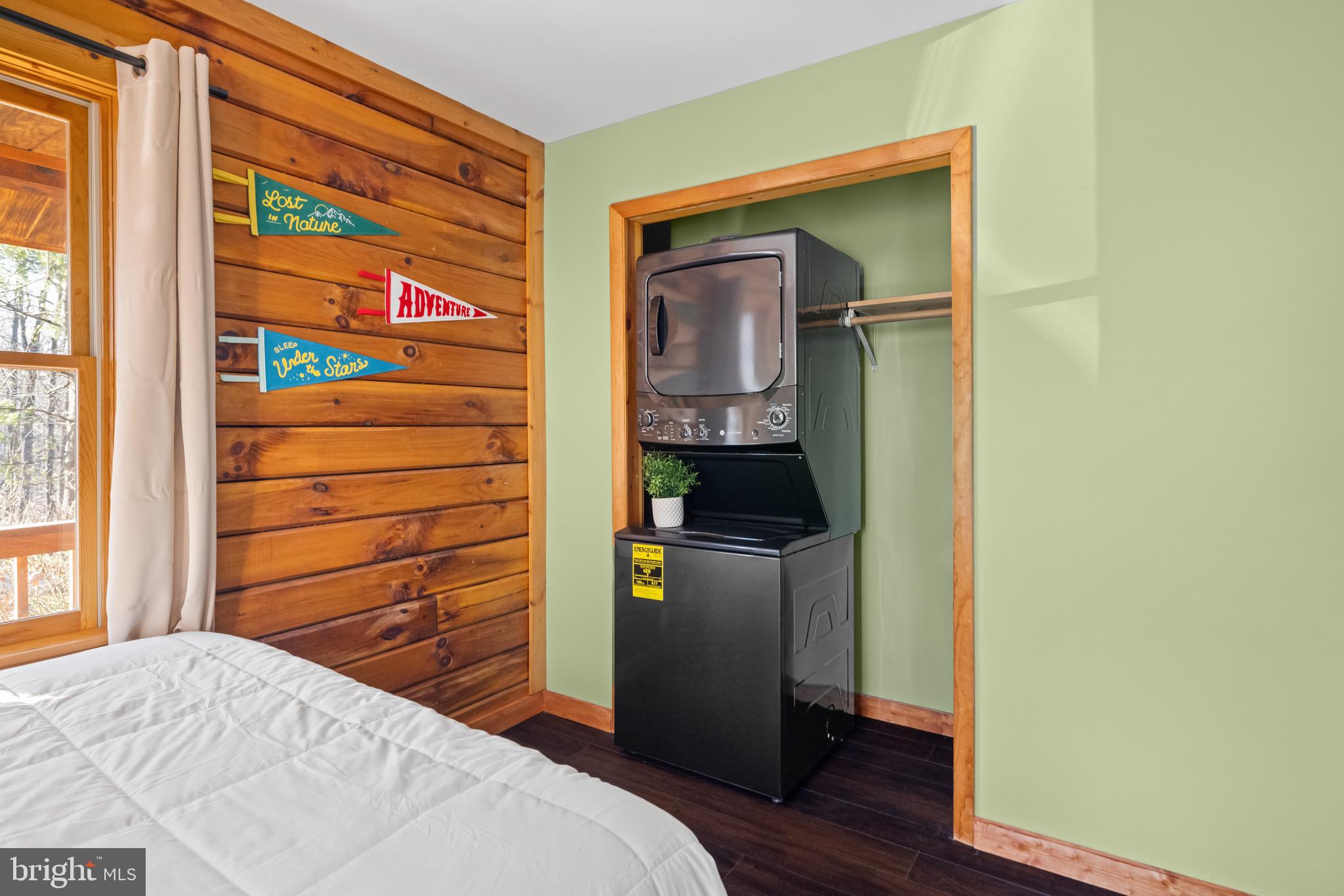 SHANNONDALE - Residential