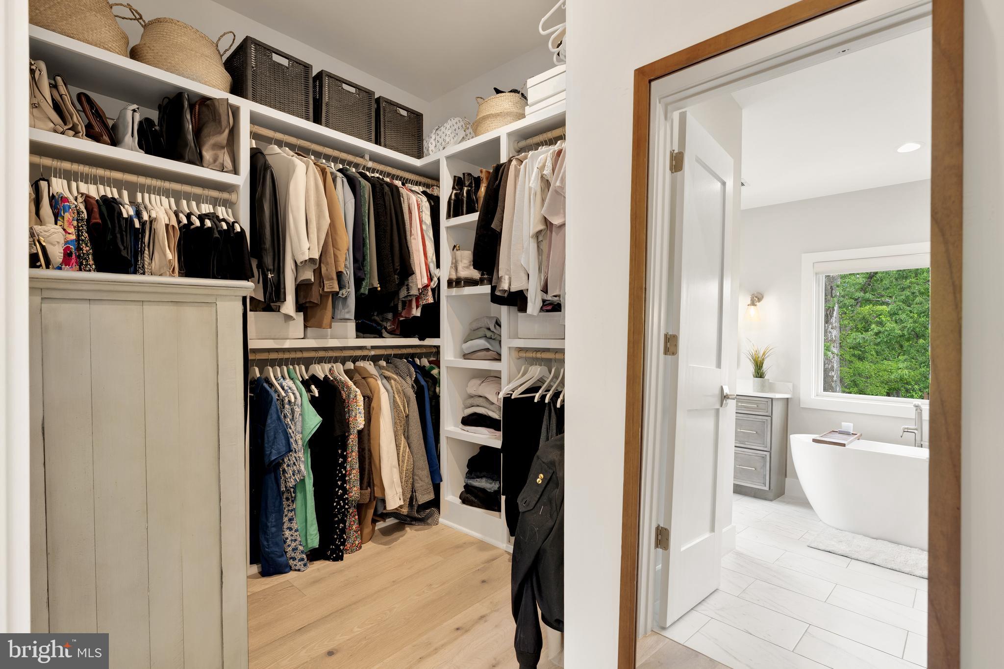 CARLIN SPRINGS - Residential