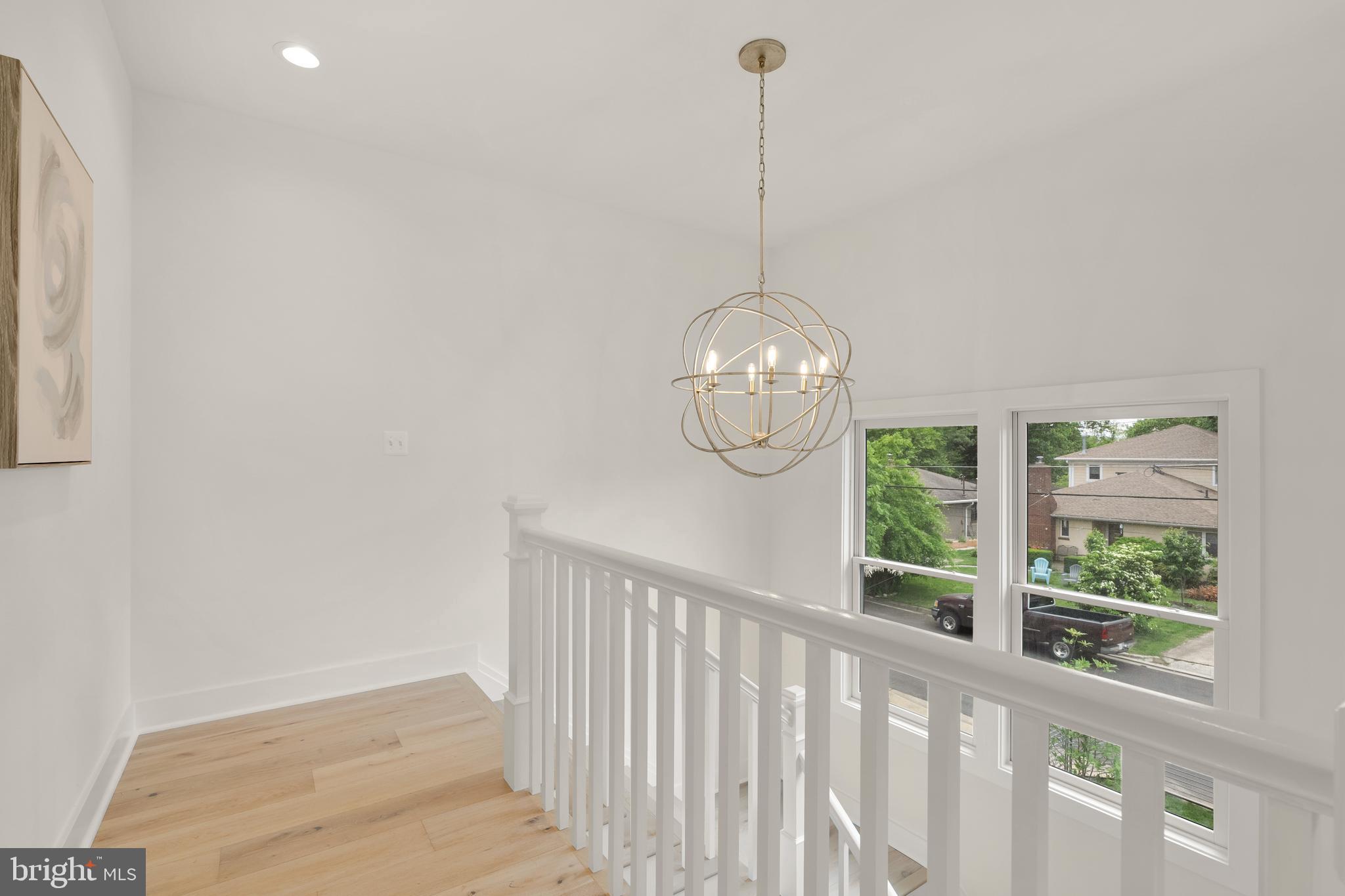 CARLIN SPRINGS - Residential