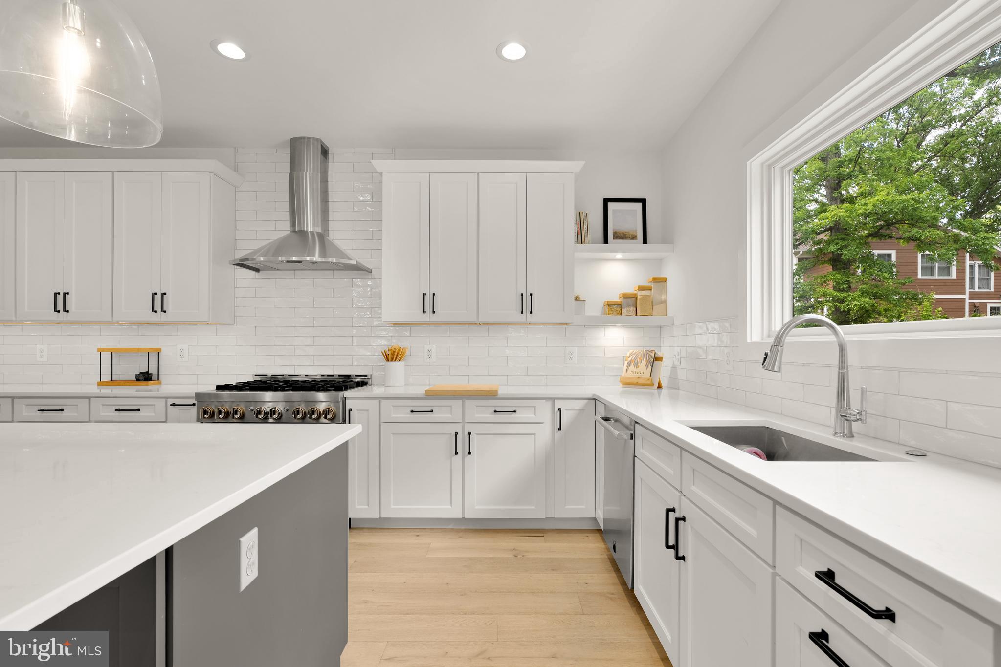 CARLIN SPRINGS - Residential