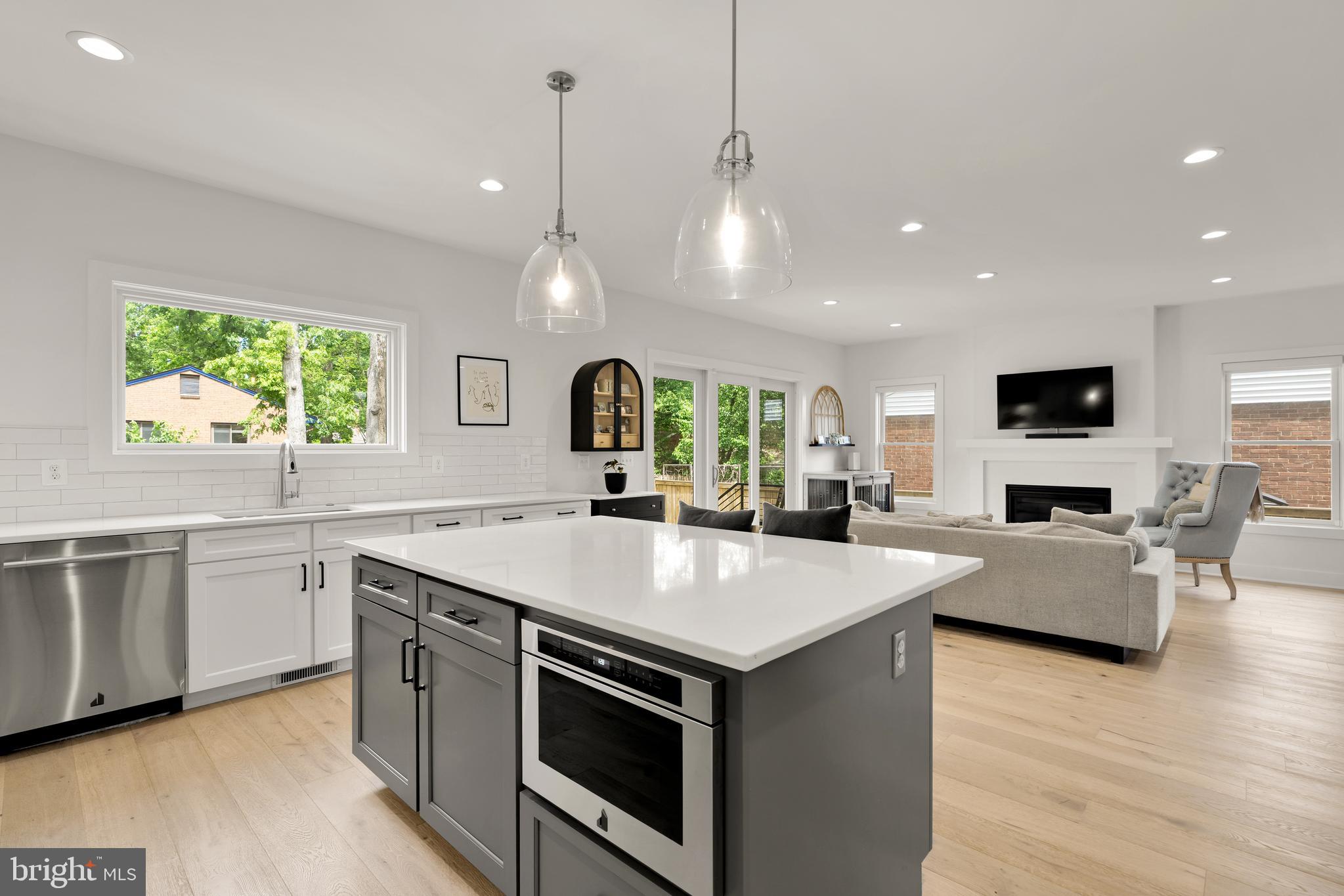 CARLIN SPRINGS - Residential